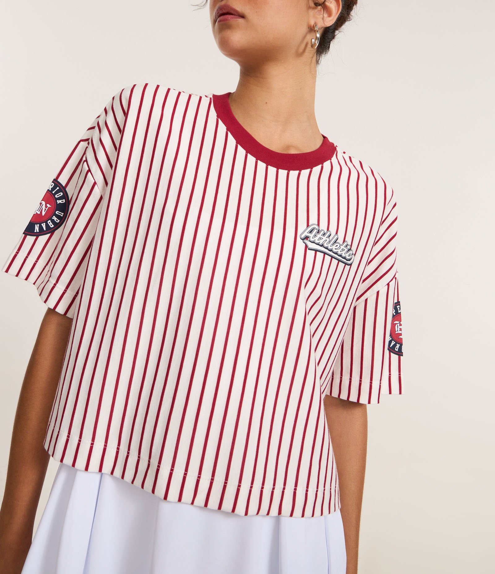Camiseta Boxy com Estampa Listrada Branco/Vermelho 3