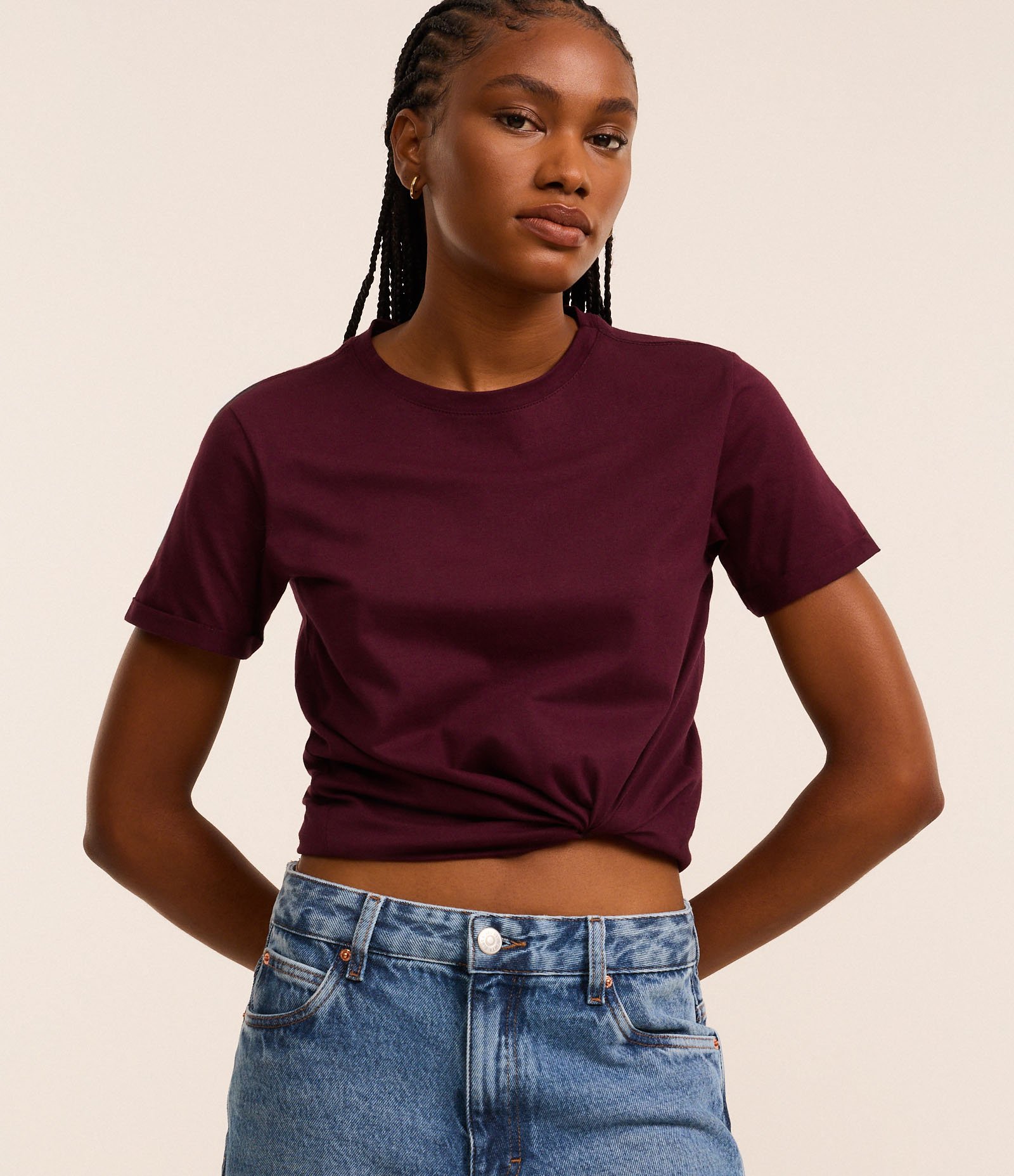 Camiseta Regular em Algodão com Manga Dobrada Bordô 1