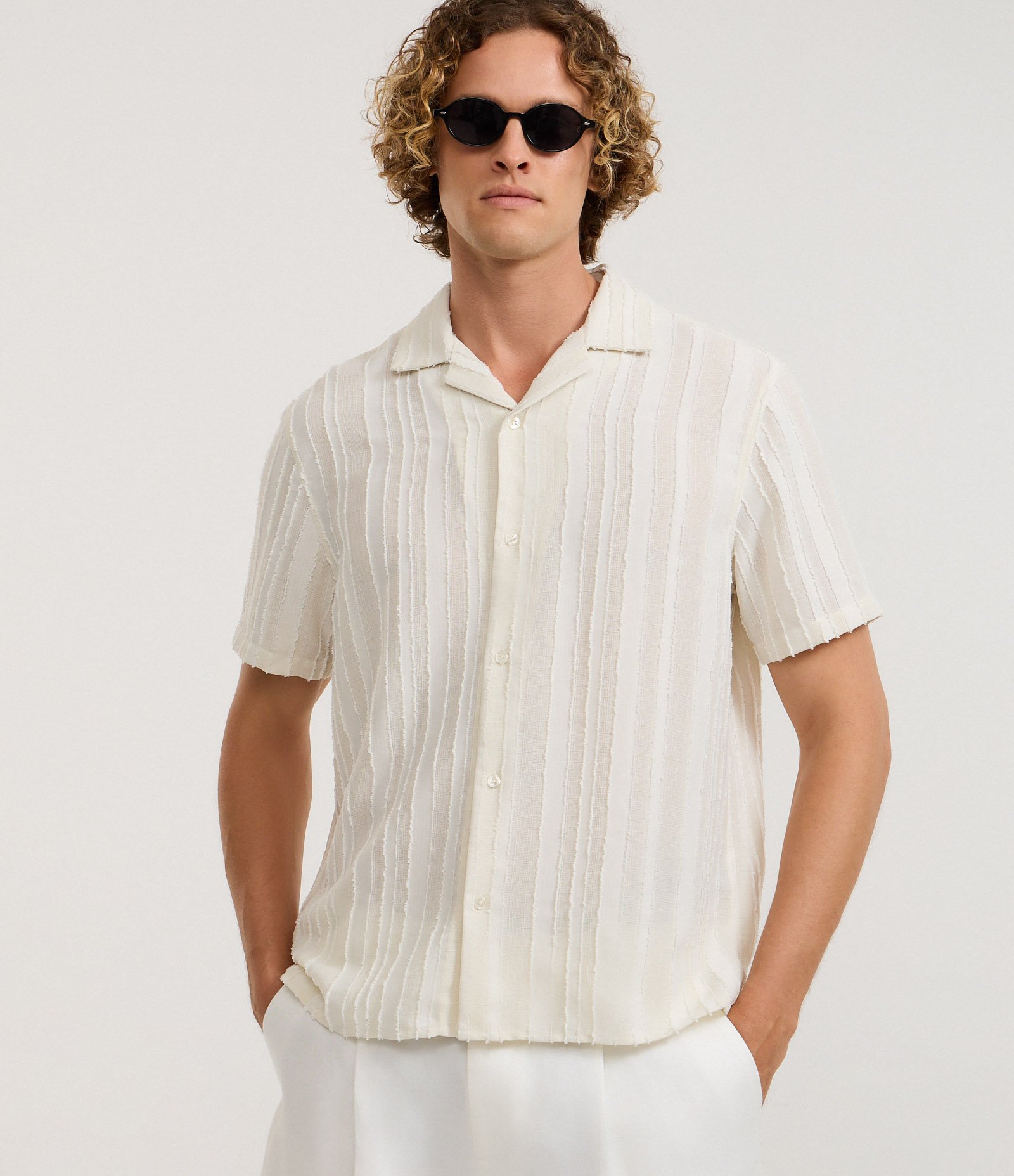 Camisa Comfort Texturizado com Listras Branco 1