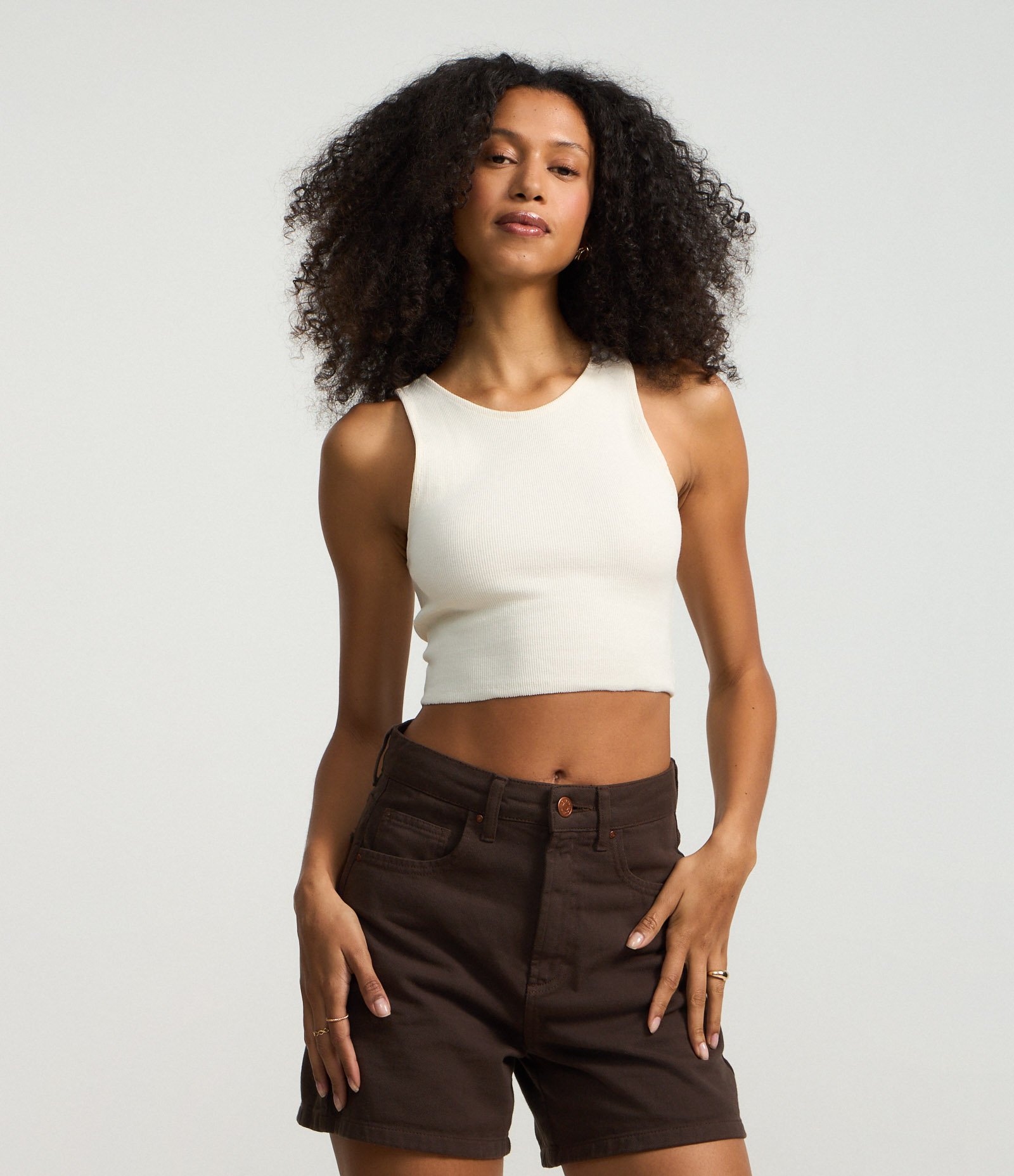 Blusa Cropped sem Manga em Algodão com Textura Canelada Bege 1