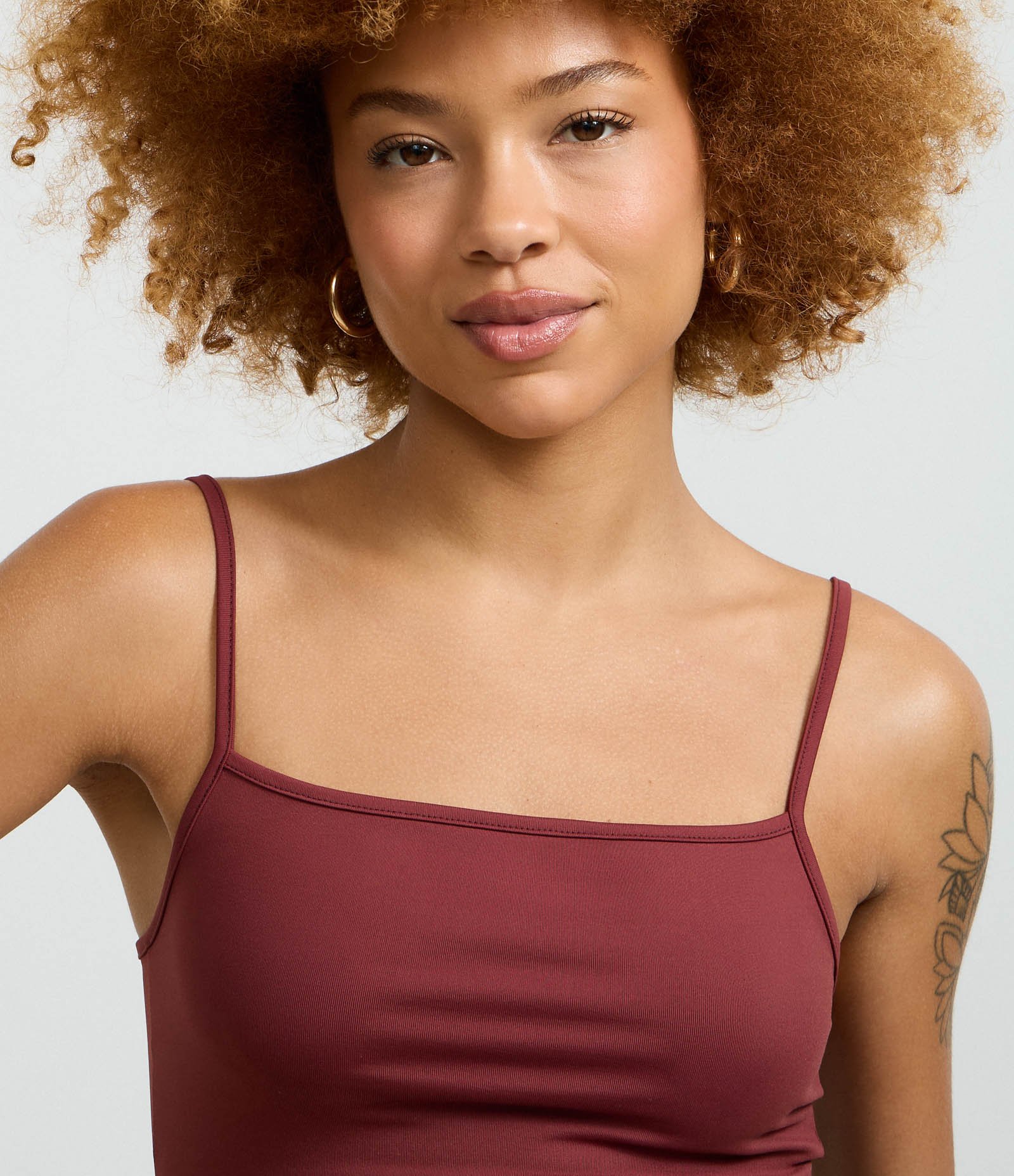 Blusa Cropped de Alcinha em Poliamida Marrom 3