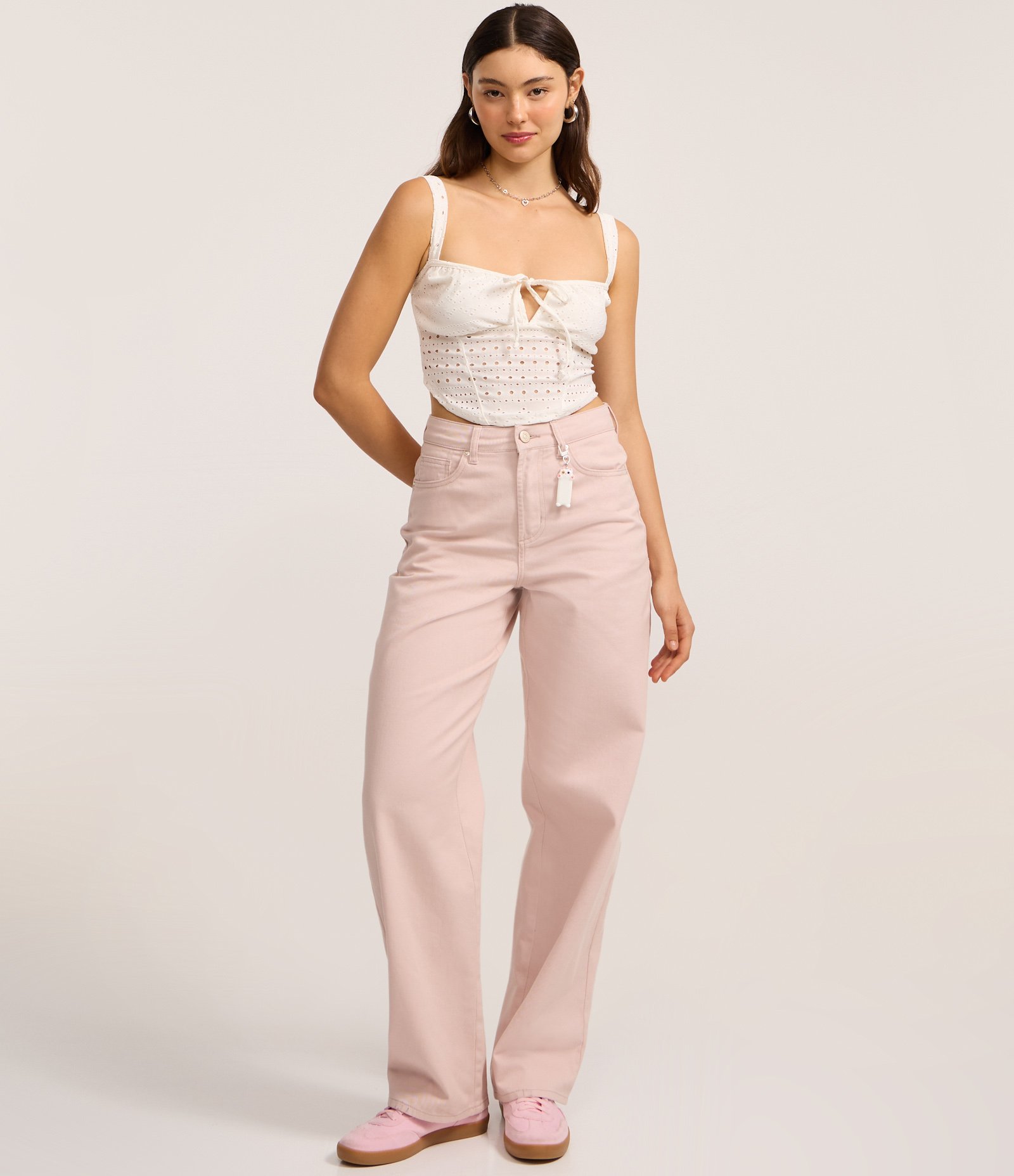 Blusa Top com Detalhe de Amarração Vazado e Texturizada Branco 2