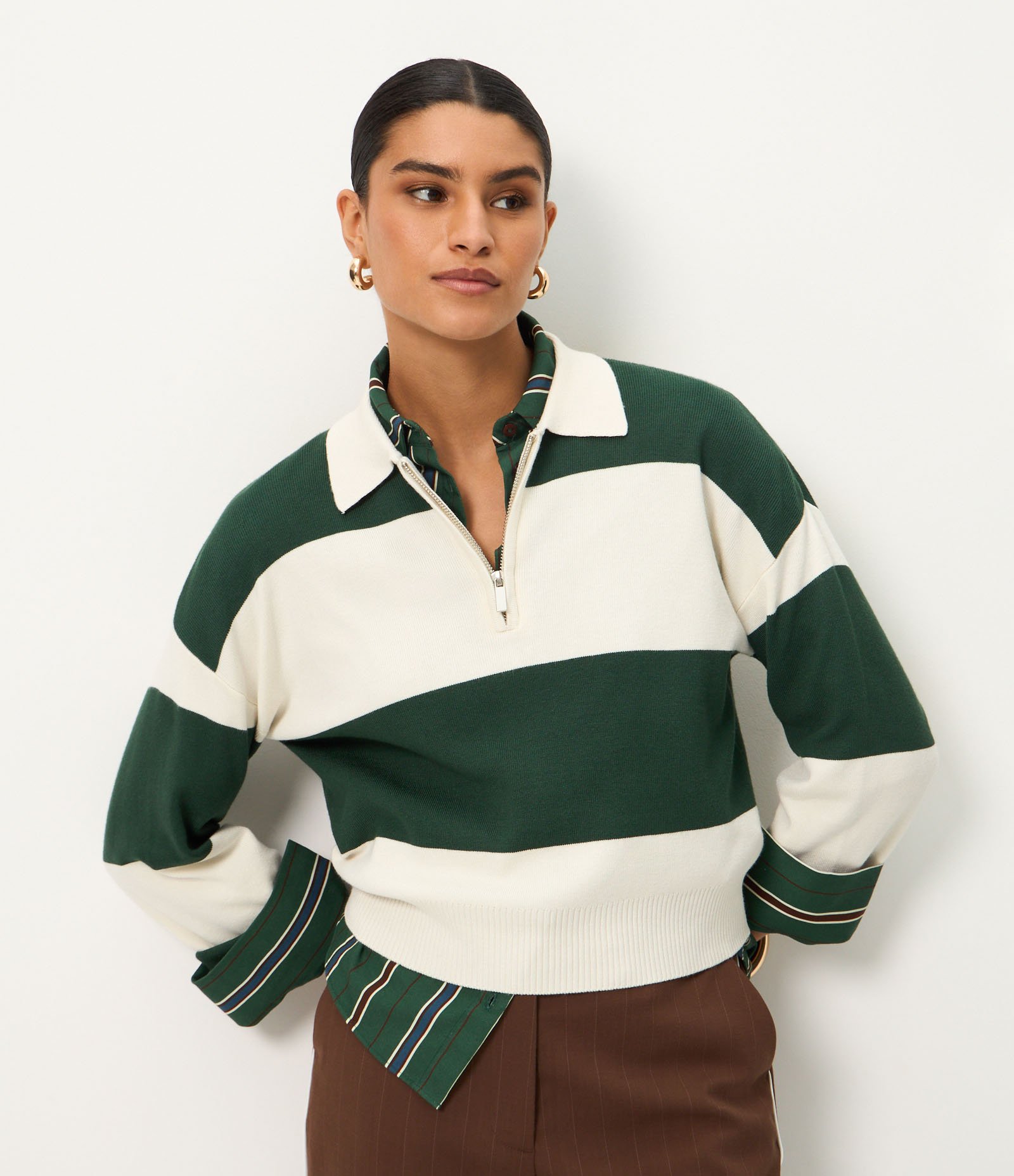 Suéter em Tricô com Gola Polo e Estampa Listrada Bege/Verde 1