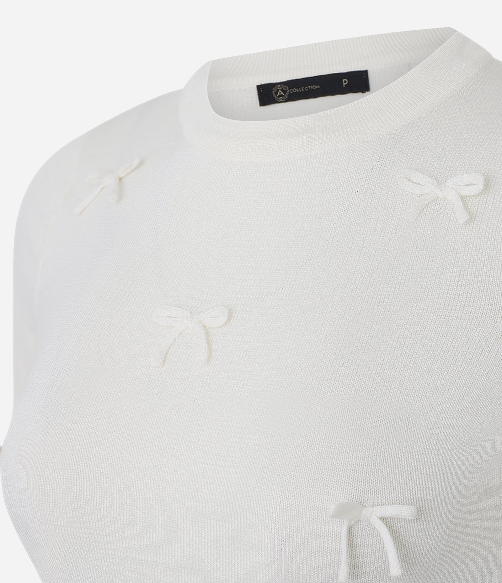 Blusa Manga Curta em Tricô com Laços Aplicados em Relevo Branco 6