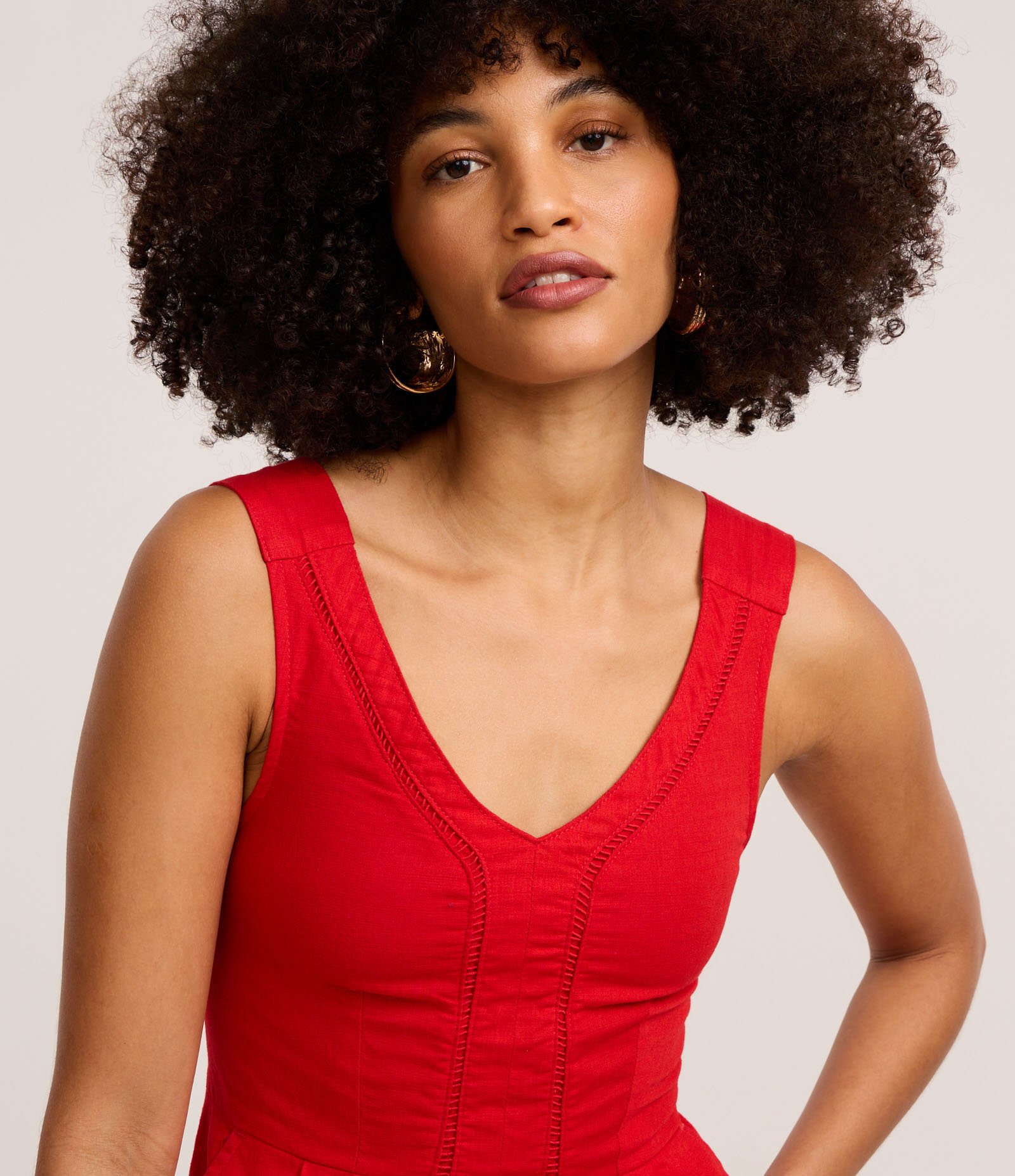 Macacão Longo em Sarja com Detalhe Entremeio Vermelho 3