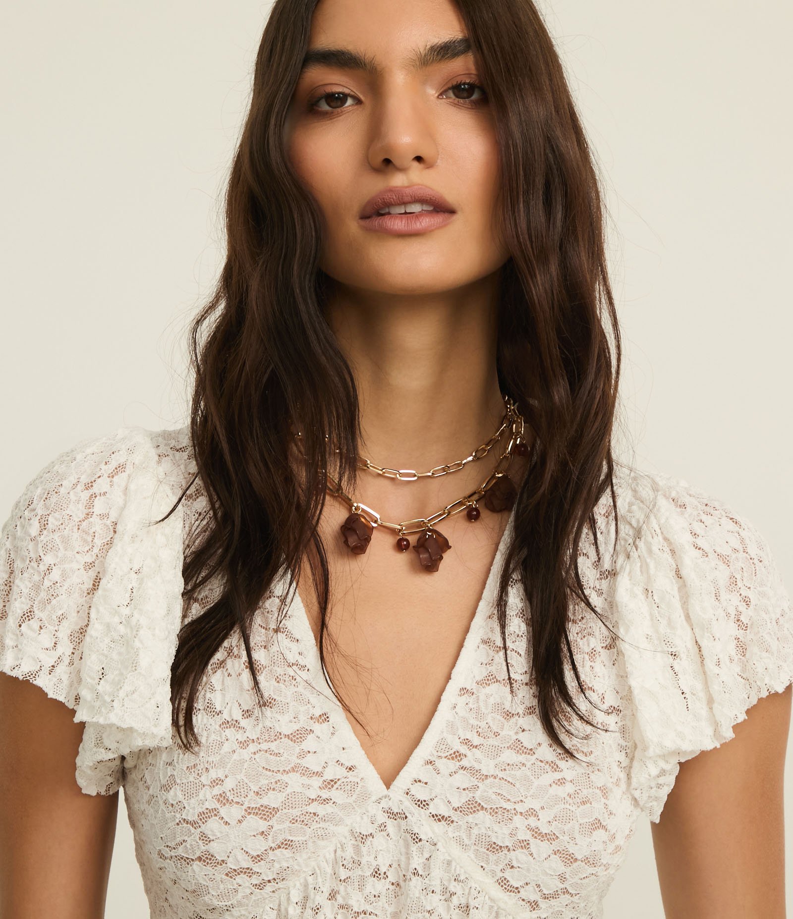 Blusa em Renda com Manga Bufante e Barra Franzida Off White 4