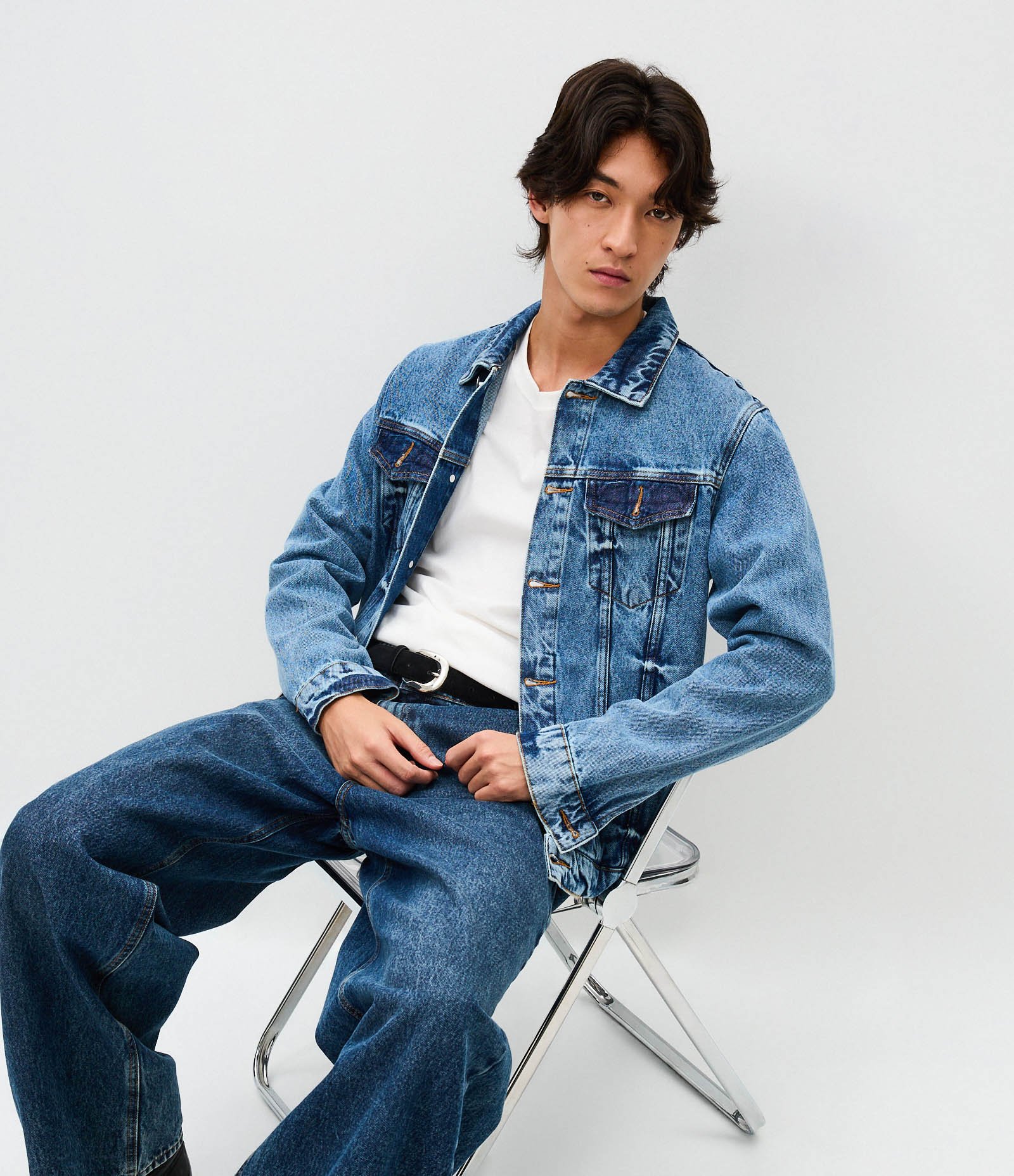 Jaqueta Regular em Jeans Estonada Azul 2