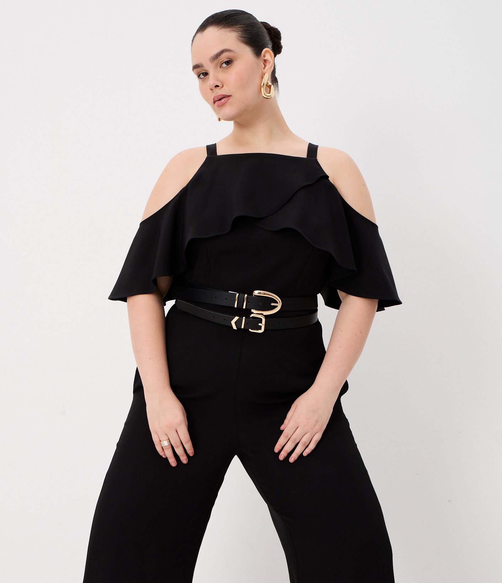 Macacão Alfaiataria em Crepe com Babados Curve & Plus Size Preto 4