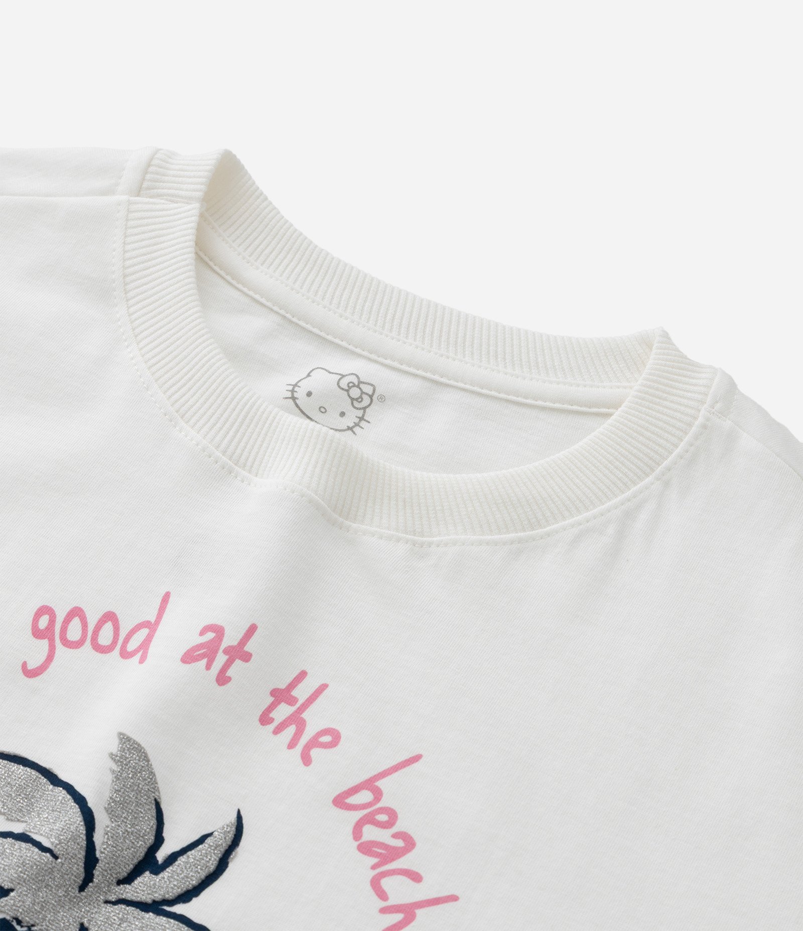 Camiseta Infantil Comfort com Estampa da Hello Kitty - Tam 5 a 14 Anos Branco 4