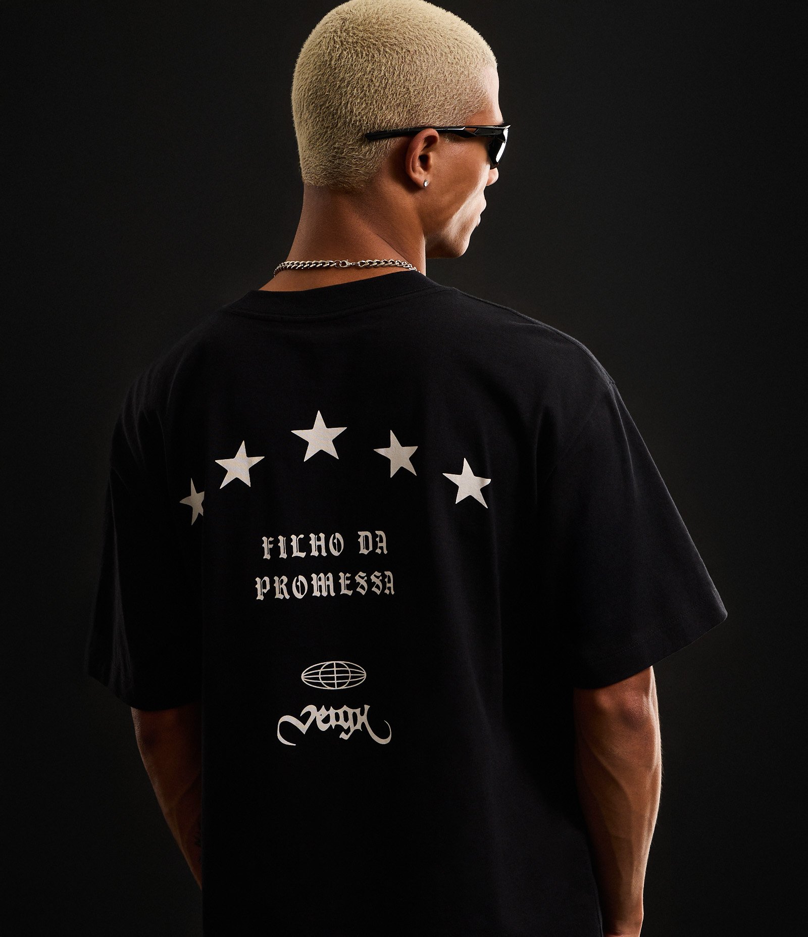 Camiseta Boxy em Algodão com Estampa Filho da Promessa Veigh Cinza 3