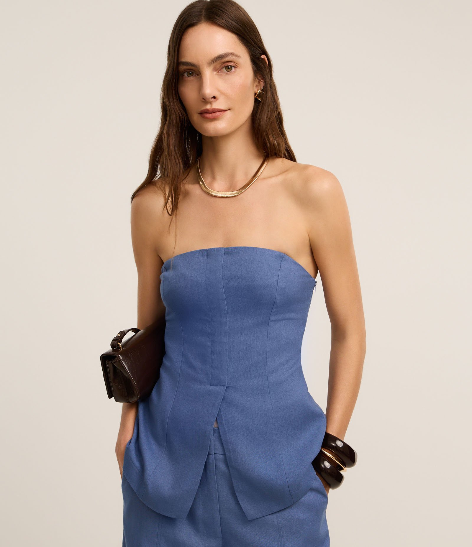 Blusa Corsetada Alfaiatada com Barra V e Lastex Azul 1