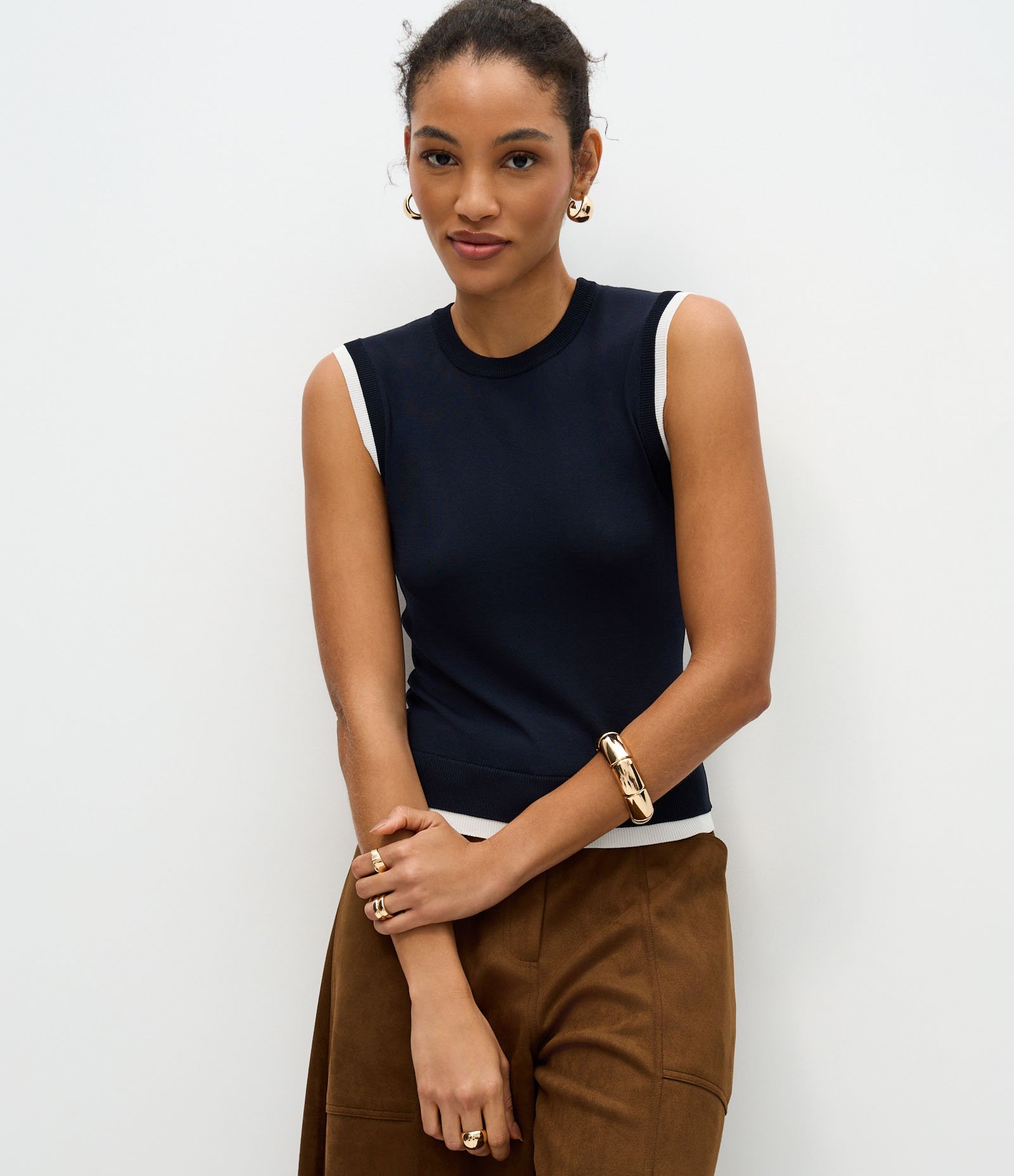 Blusa Colete em Tricô com Viés Contrastantes Azul Escuro 3