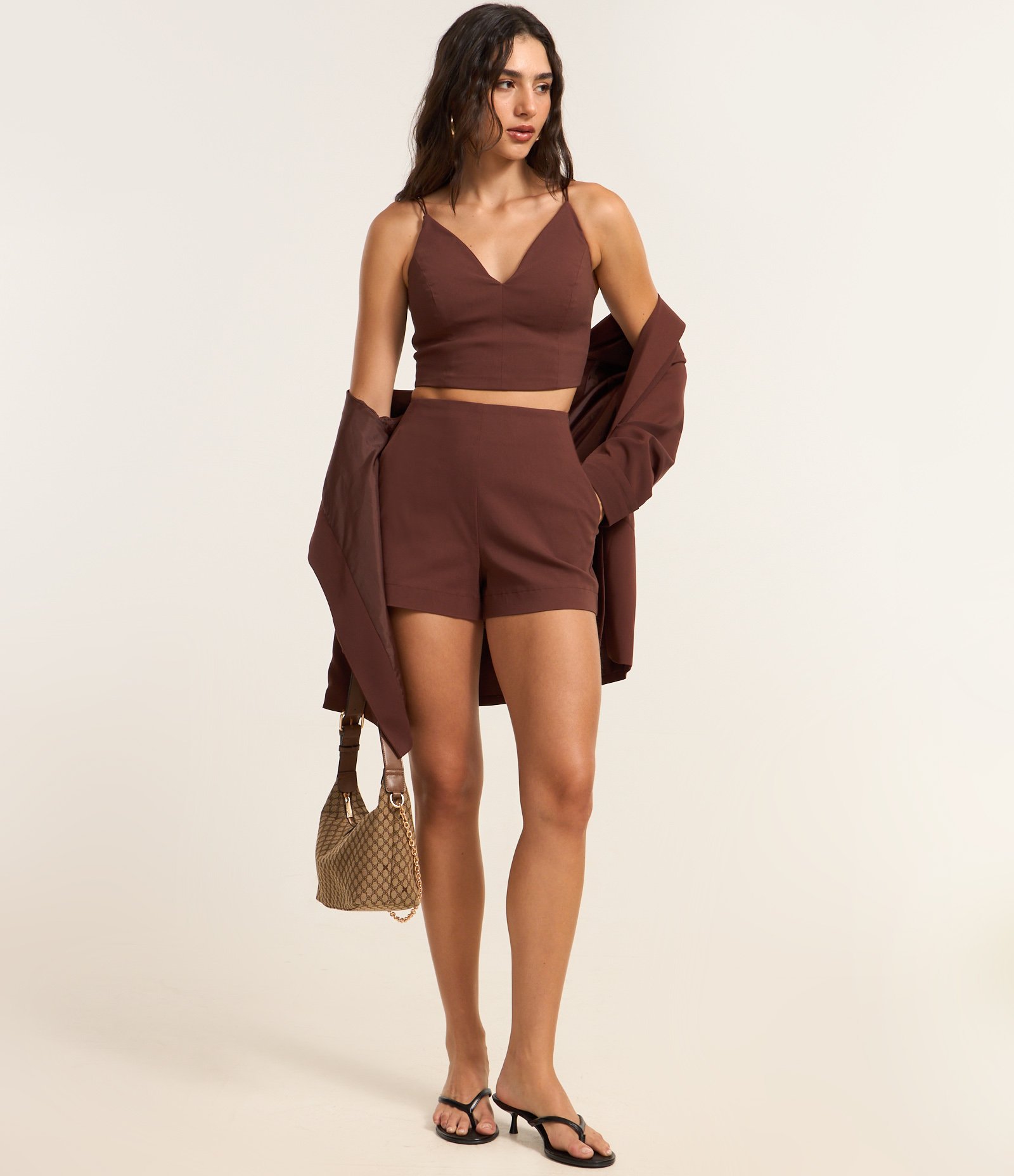 Blusa Cropped Corset em Bengaline com Decote V Marrom Terroso 2