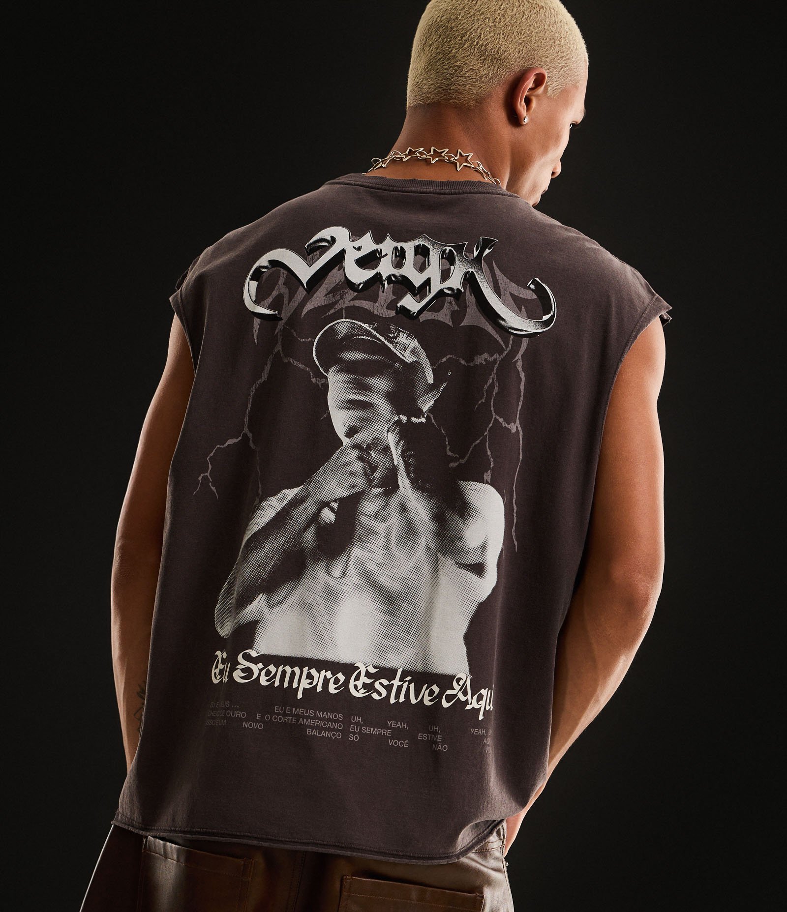 Regata Boxy em Algodão com Estampa Veigh Marmorizada Marrom 1