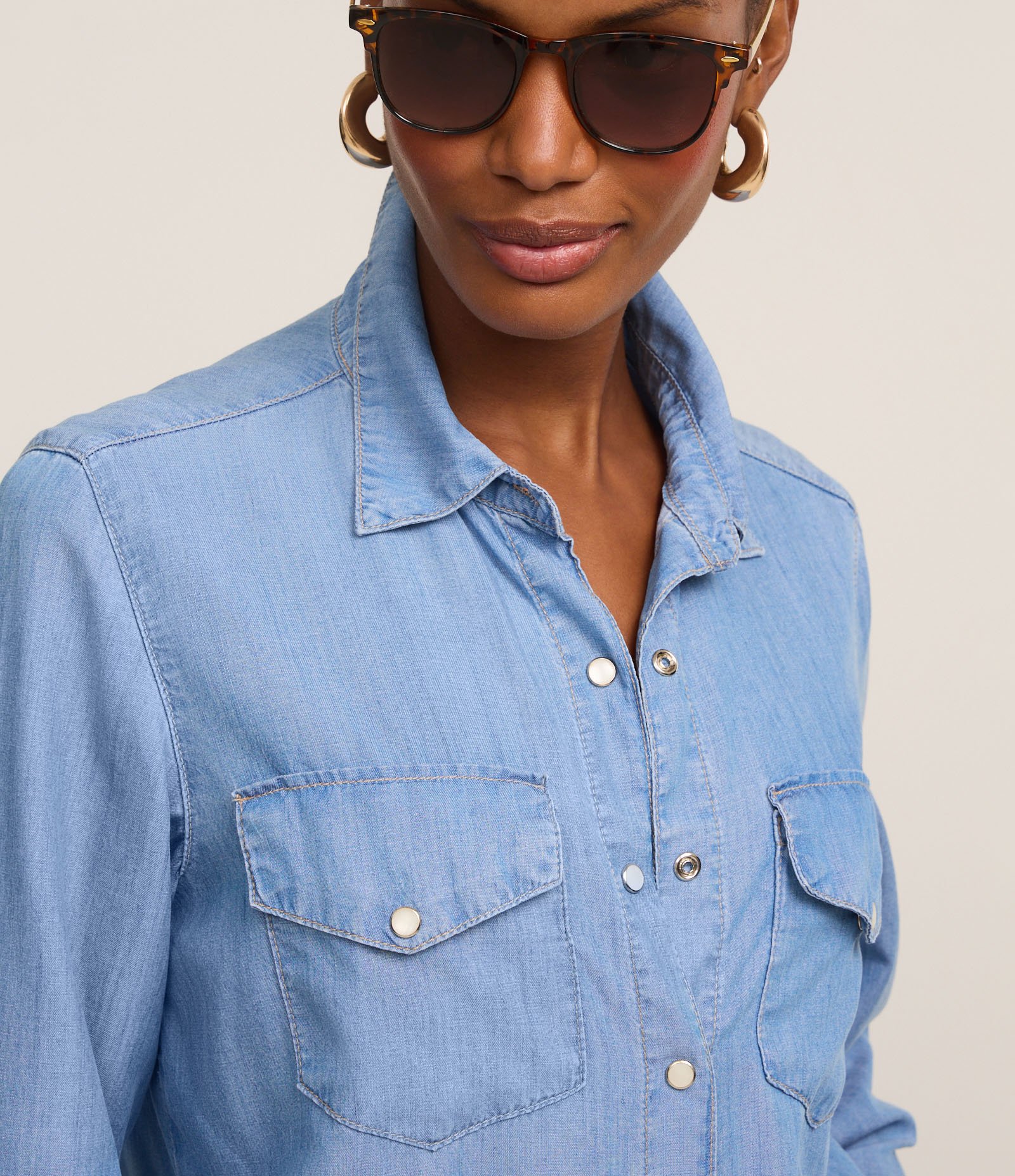 Camisa Regular Básica em Liocel Azul 4