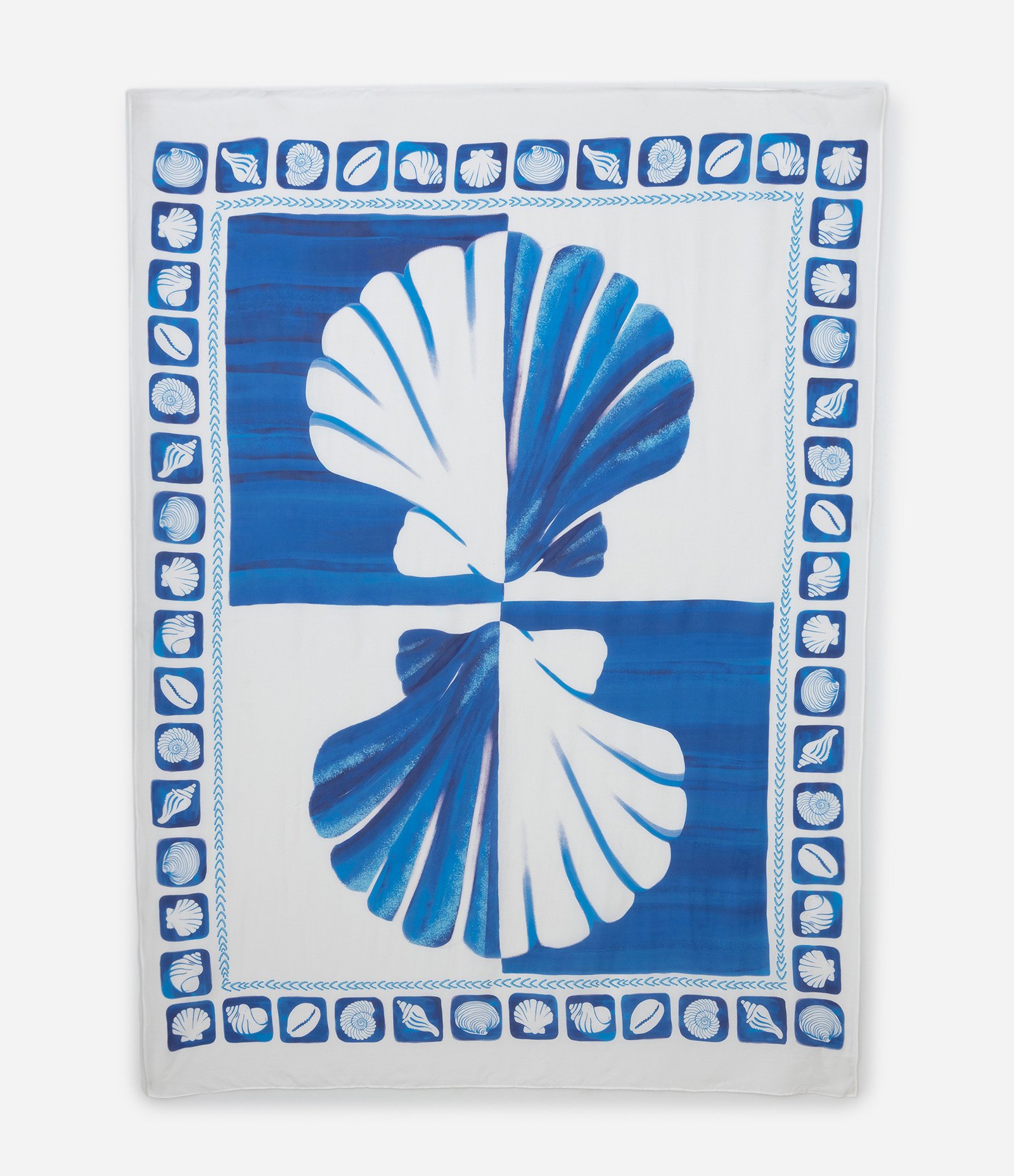 Canga em Viscose com Estampa de Conchas Branco/Azul 2