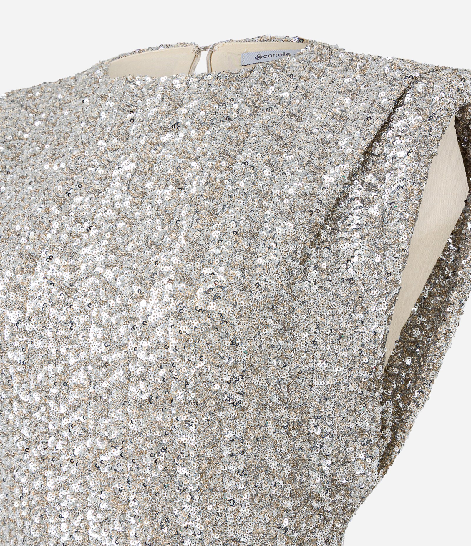 Vestido Curto em Paetê com Ombreiras Cinza 9