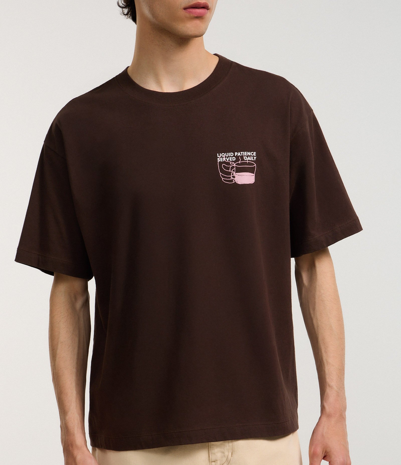 Camiseta Boxy em Algodão com Estampa de Café Marrom 5
