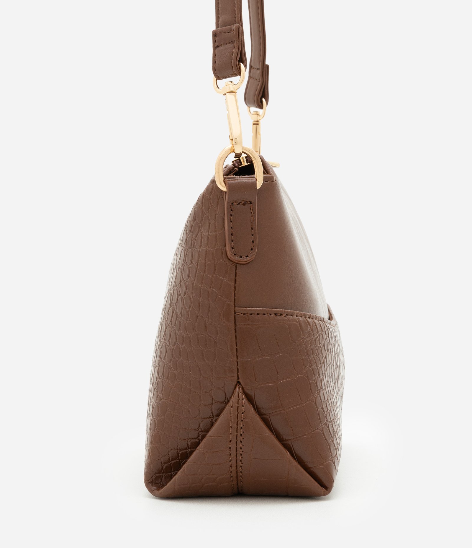 Bolsa Transversal Média com Textura Croco Marrom 2
