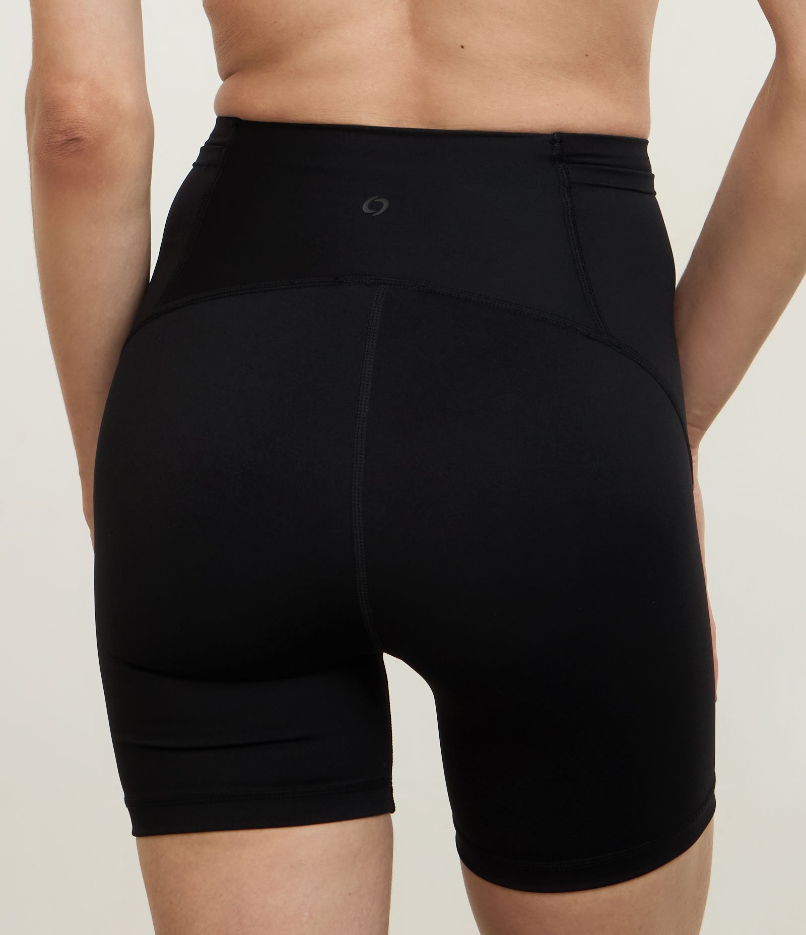 Bermuda Ciclista Esportiva em Microfibra Preto 4