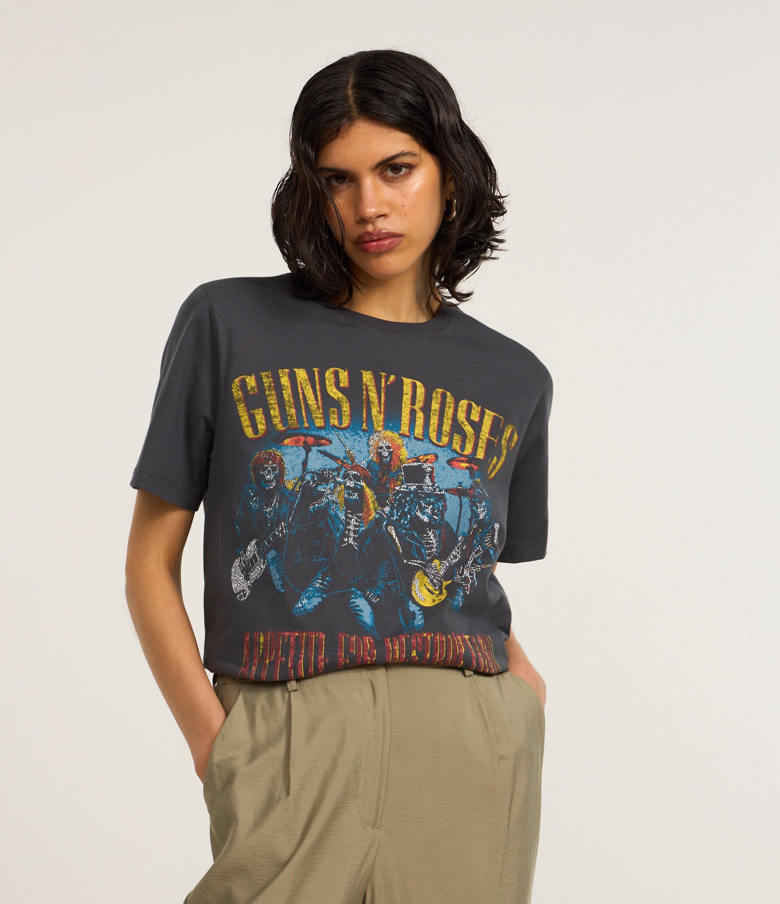 Camiseta Alongada em Algodão com Estampa Guns N' Roses Cinza 1