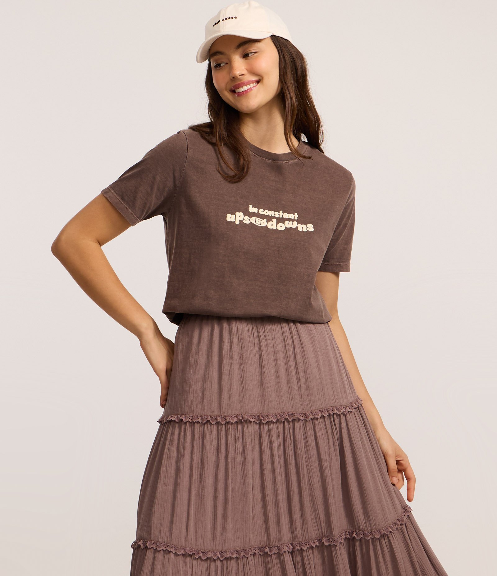 Saia Long Midi em Viscose com Babados e Textura Marrom 2