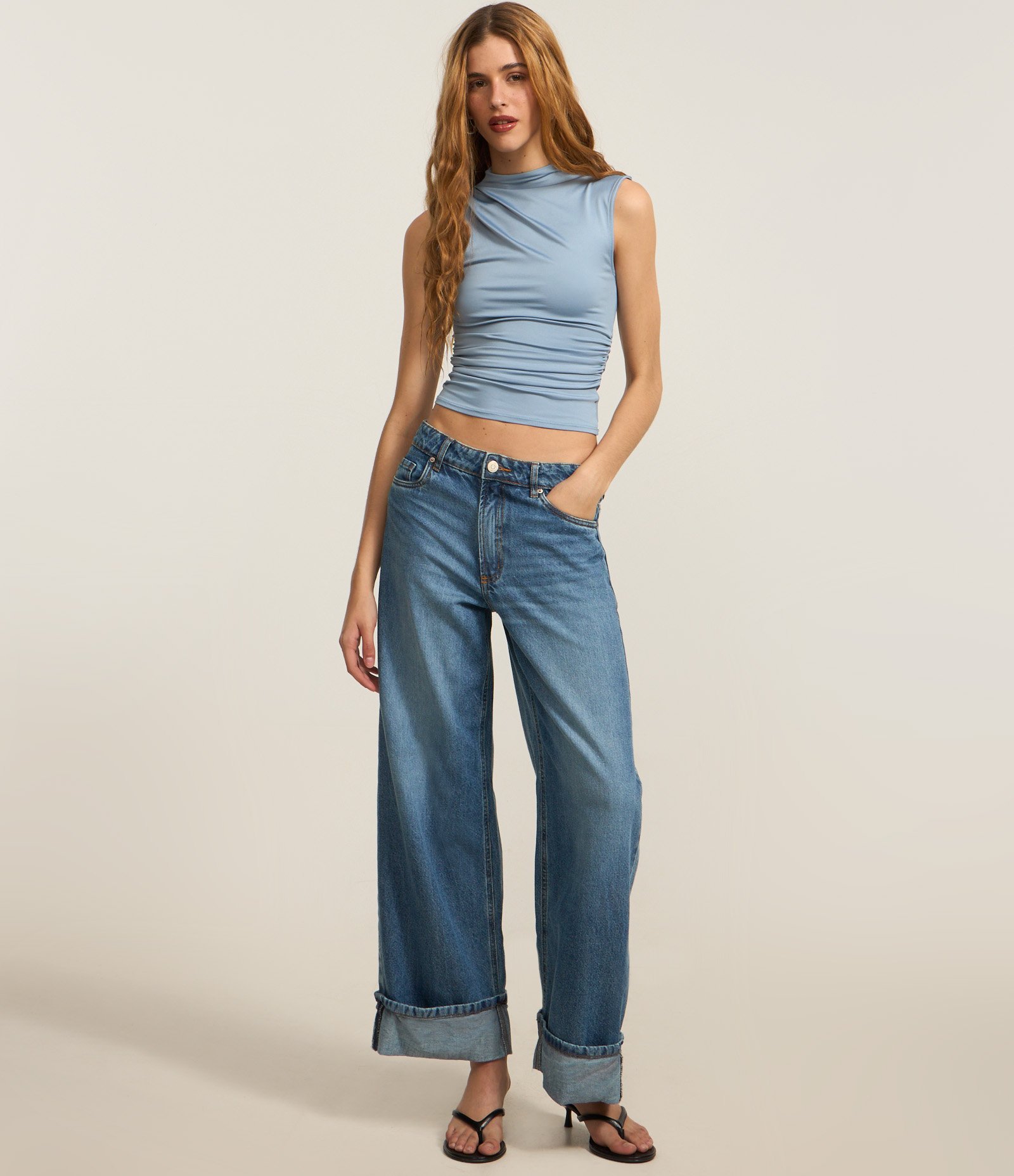 Blusa sem Manga em Jersey com Drapeados Laterais Azul 2