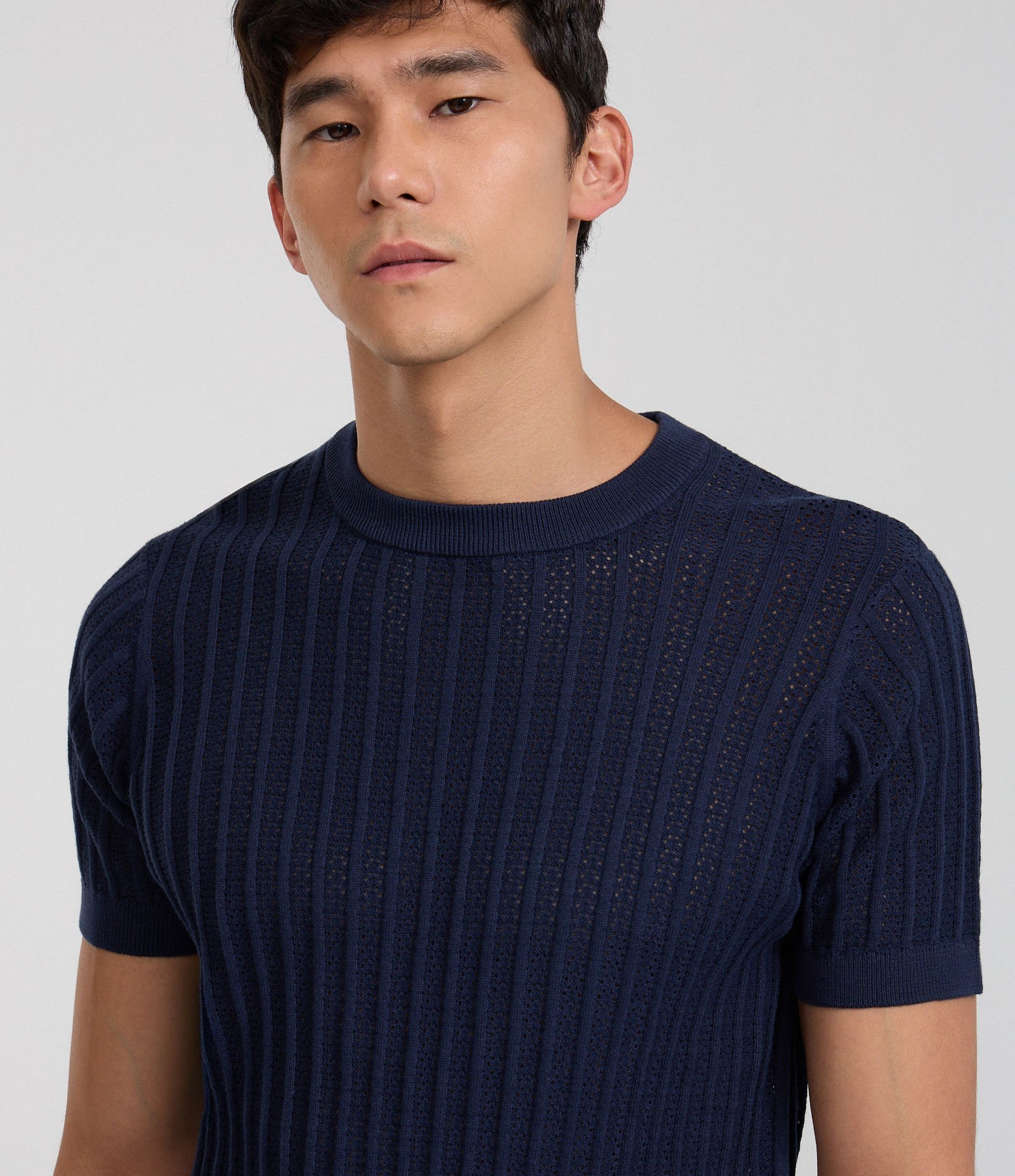 Camiseta Regular em Algodão com Textura e Efeito Tricô Azul Marinho 4