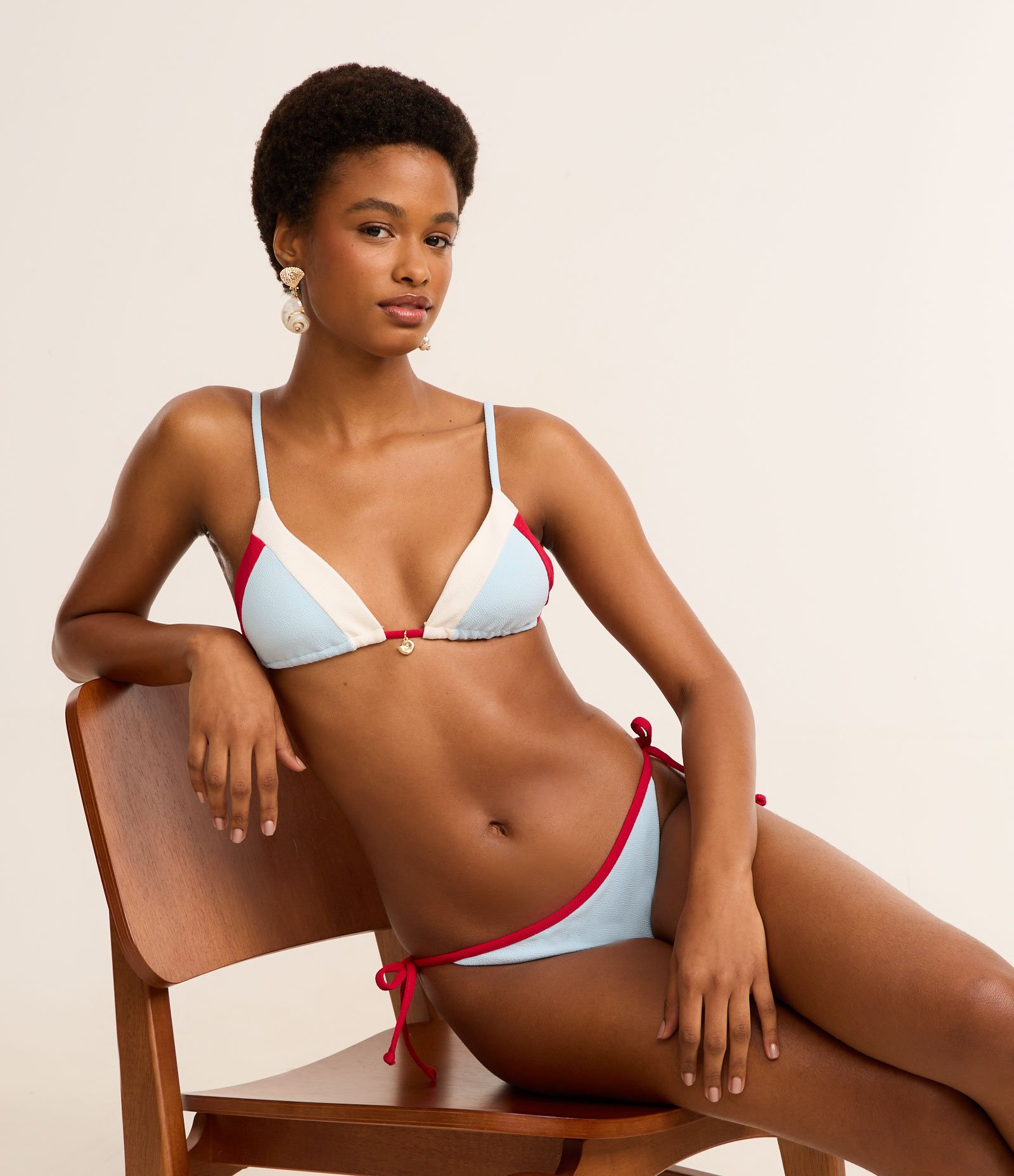 Biquíni Calcinha Lacinho em Microfibra Texturizada com Empina Bumbum Azul 1