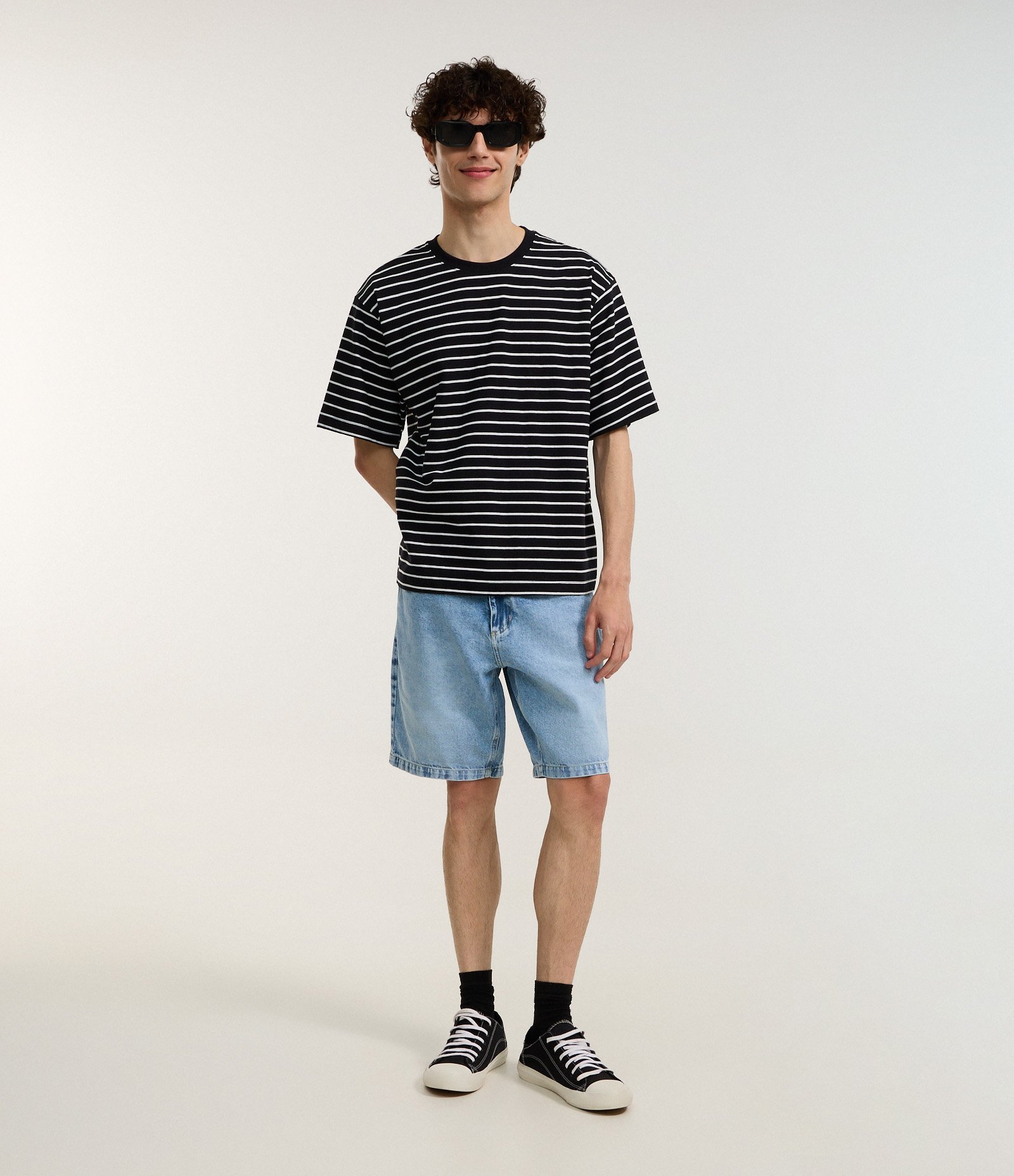 Bermuda Slim em Jeans com Bolsos Azul 1