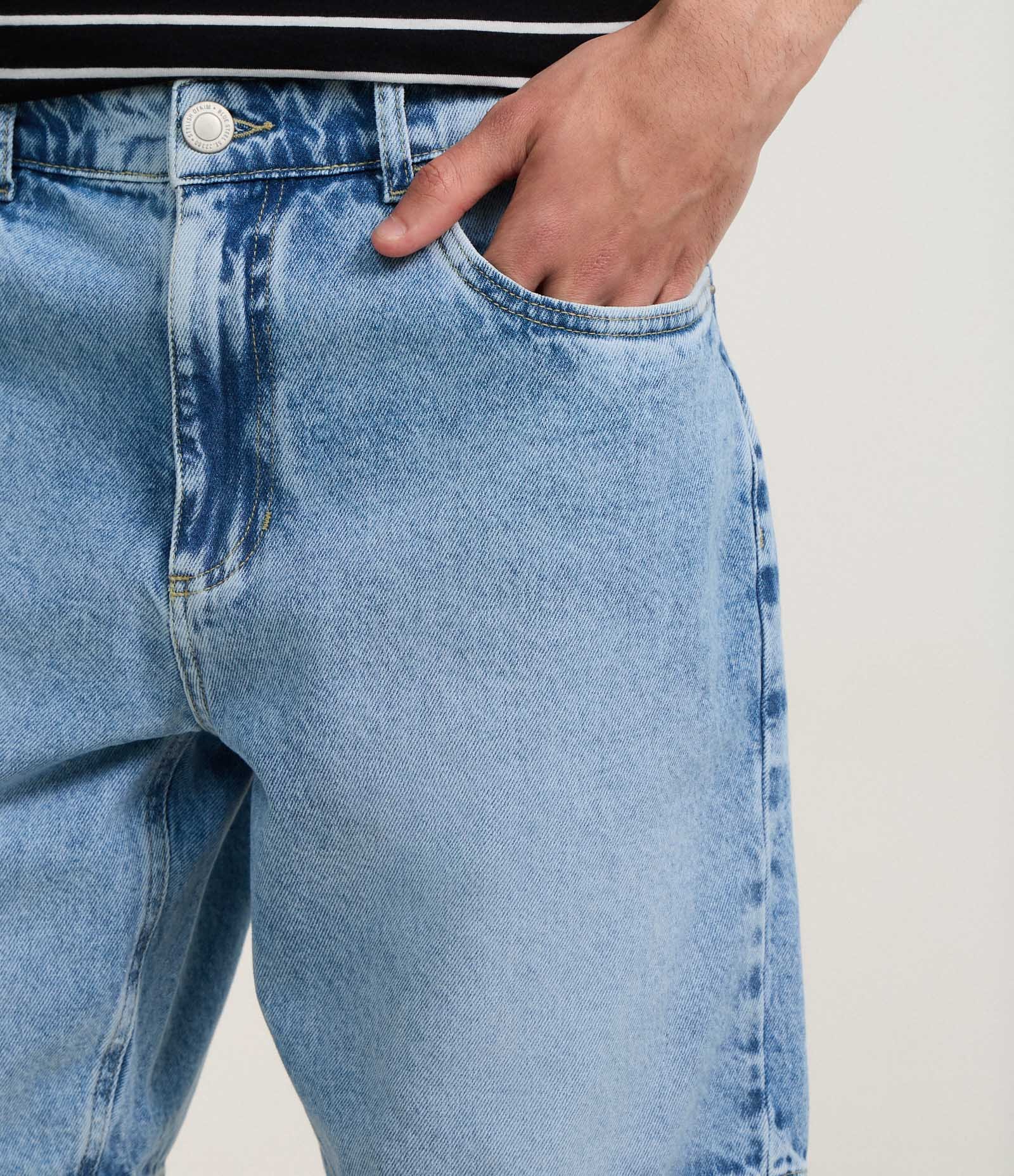 Bermuda Slim em Jeans com Bolsos Azul 3