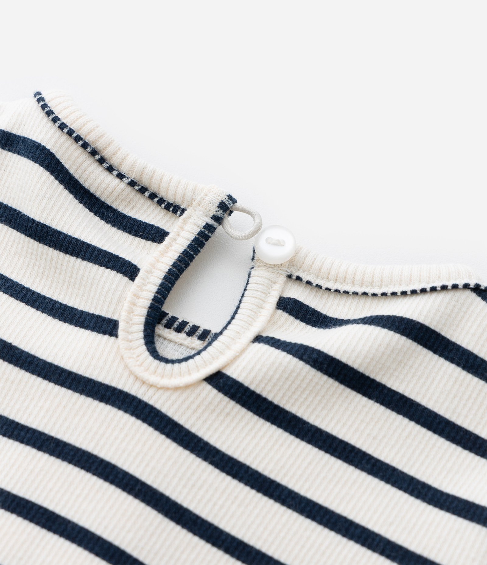 Body Infantil com Estampa Listrada e Lacinhos - Tam 0 a 18 Meses Branco/Preto 5