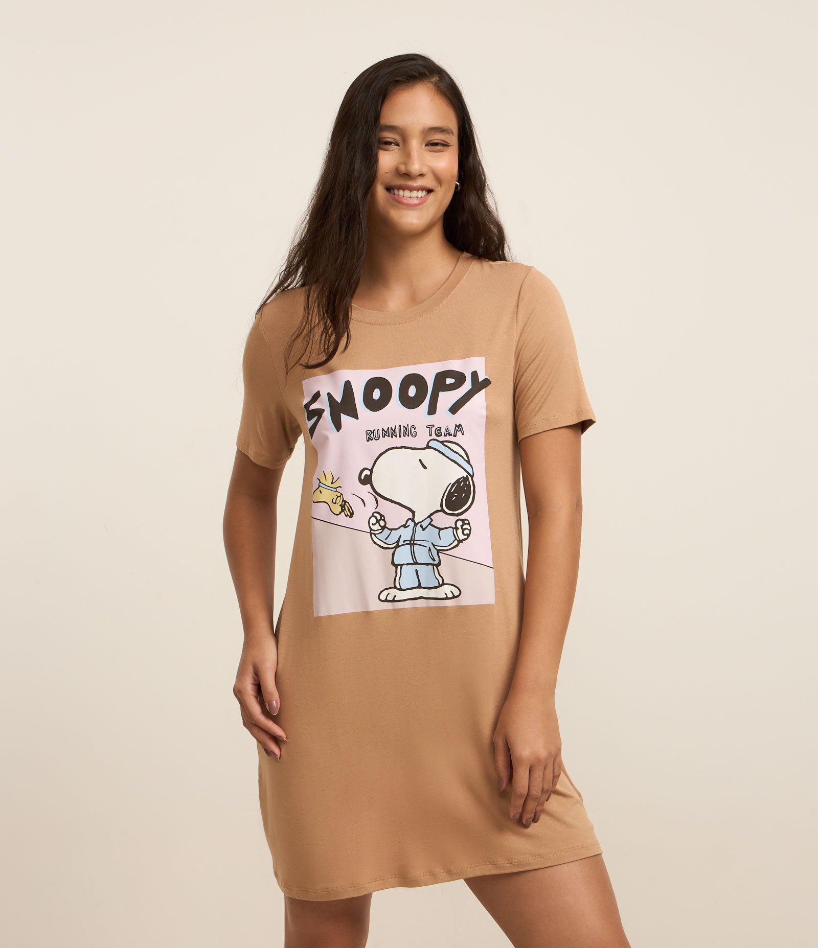 Camisola Curta em Viscose com Estampa Snoopy Bege 1