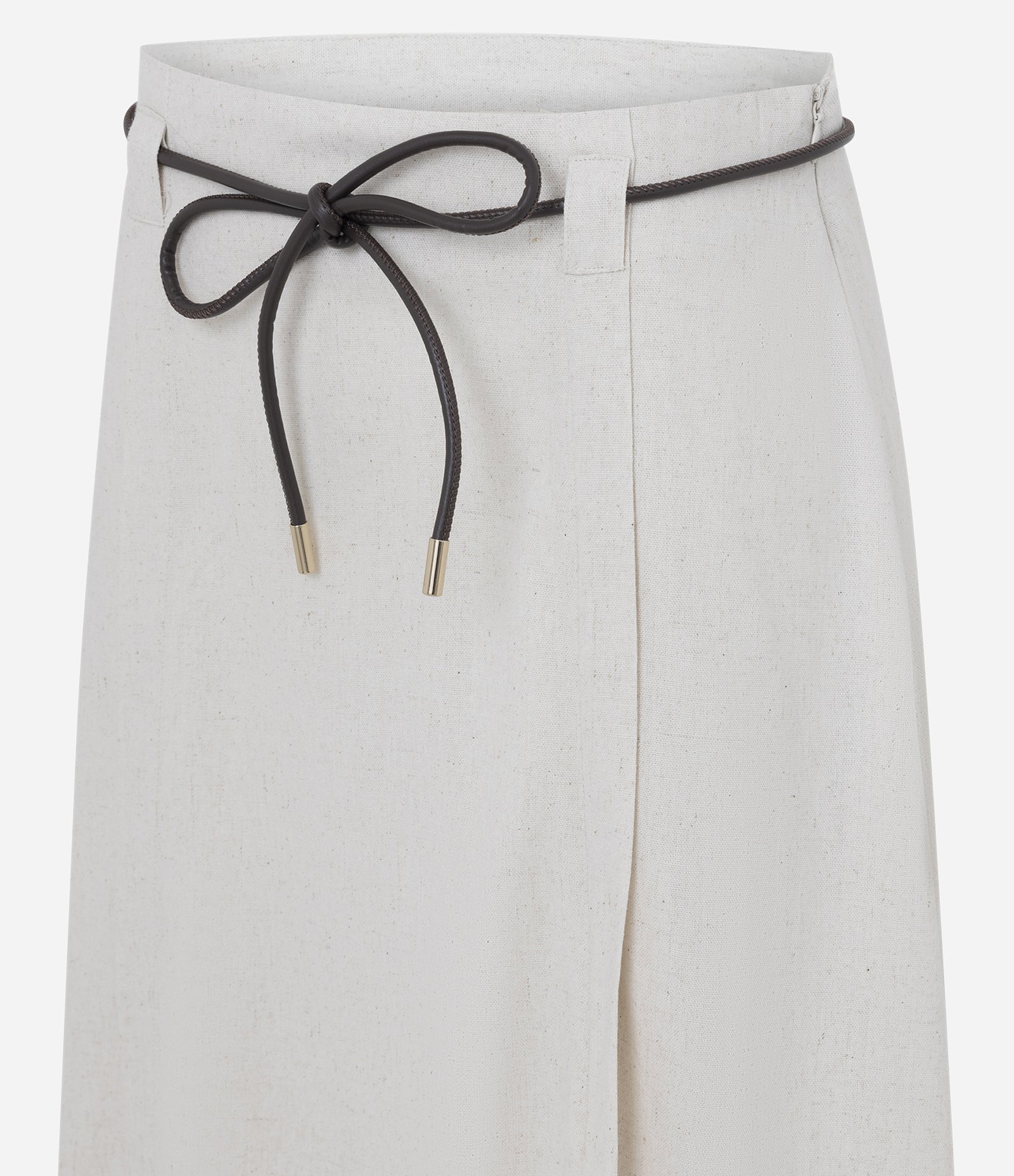 Saia Midi Reta em Viscolinho com Fenda e Cintinho Branco 2