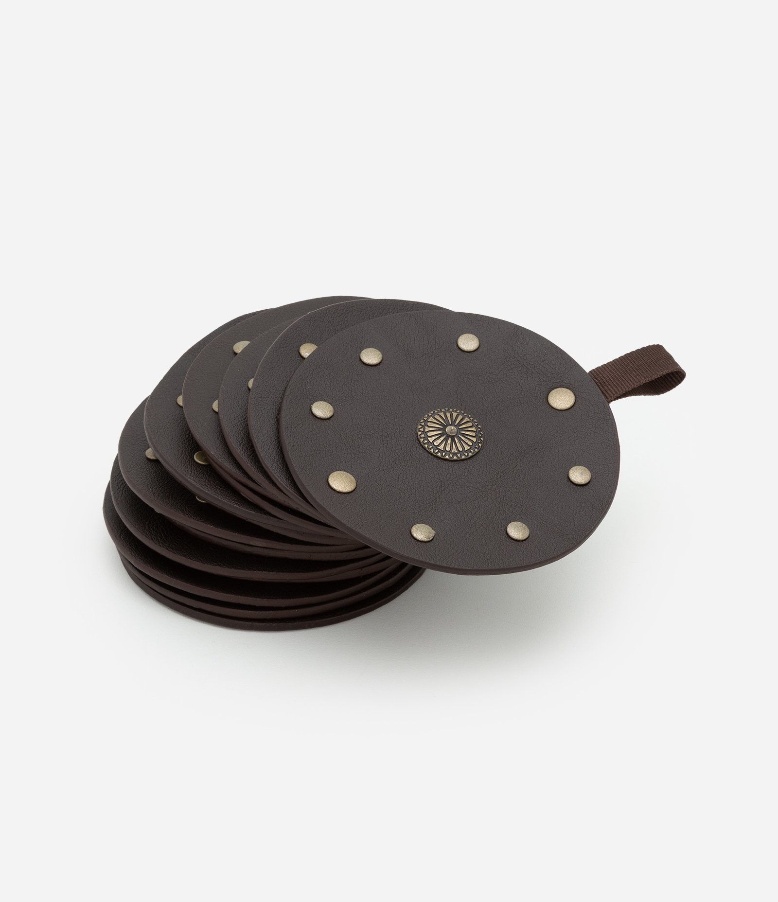 Cinto Largo com Forma de Discos com Tachinhas Marrom 3