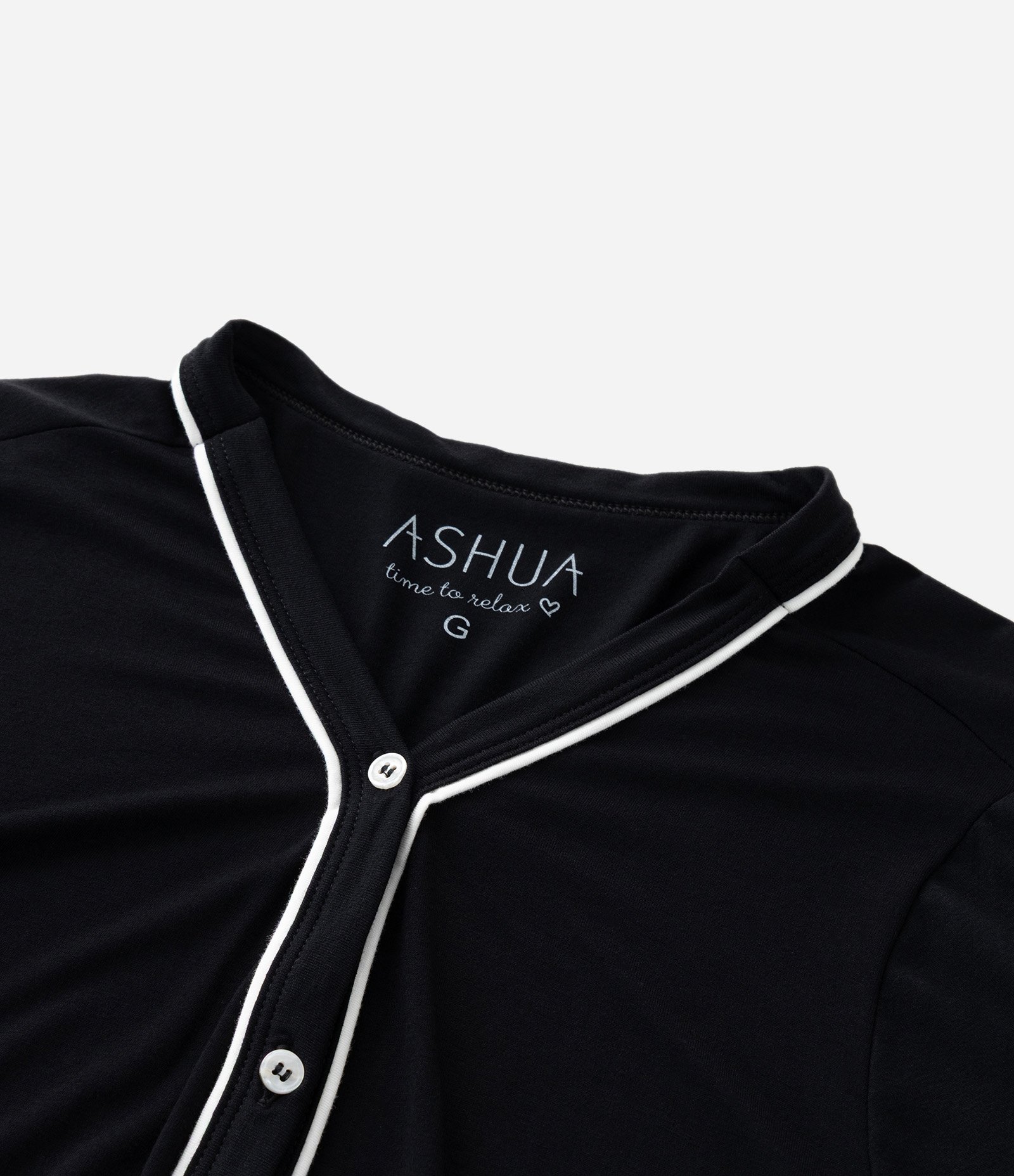 Pijama Curto em Viscolycra com Botões Frontais e Viés Contrastante Curve & Plus Size Preto 4