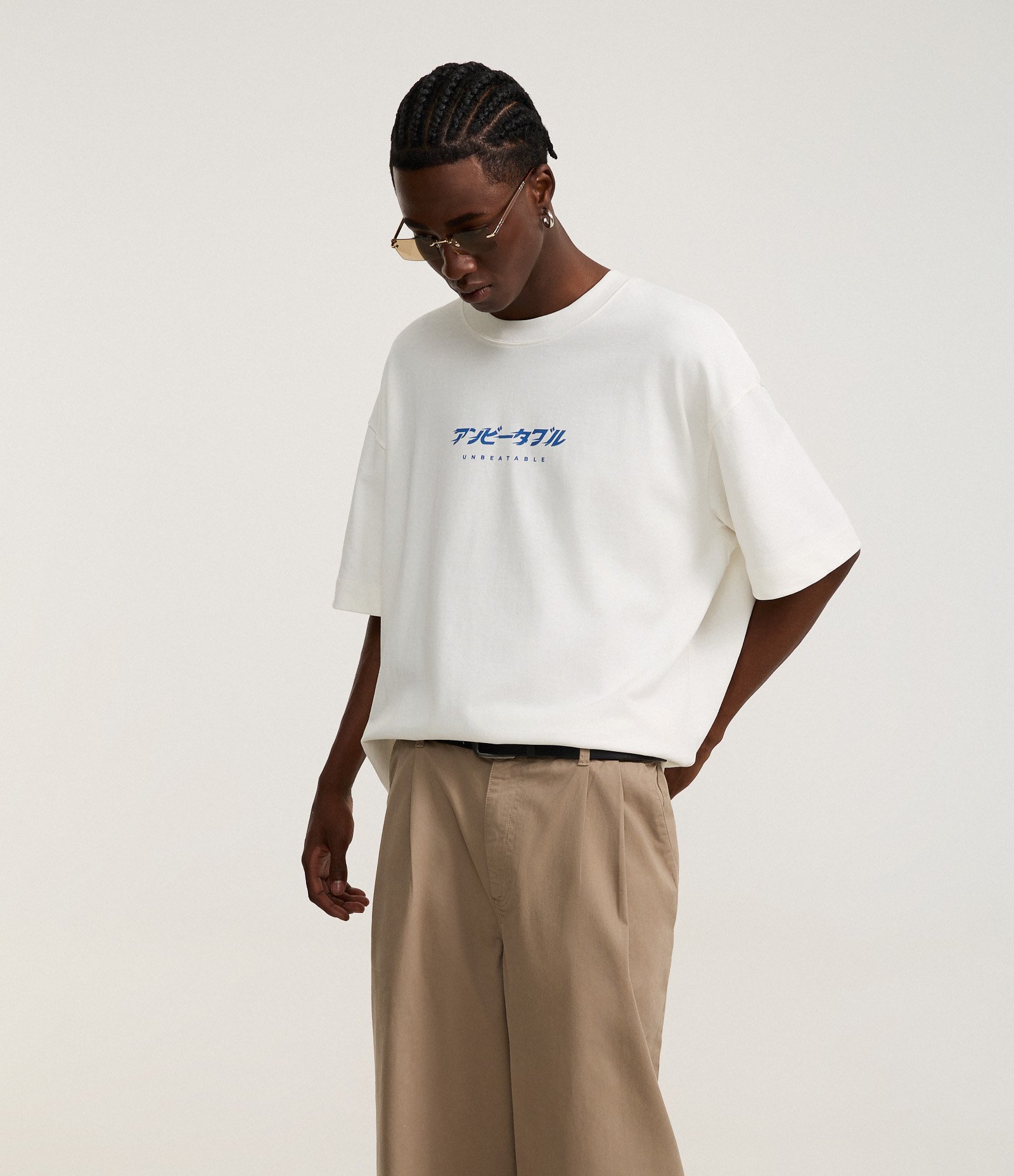 Calça Mega Baggy em Sarja com Pregas e Bolso Faca Marrom 5