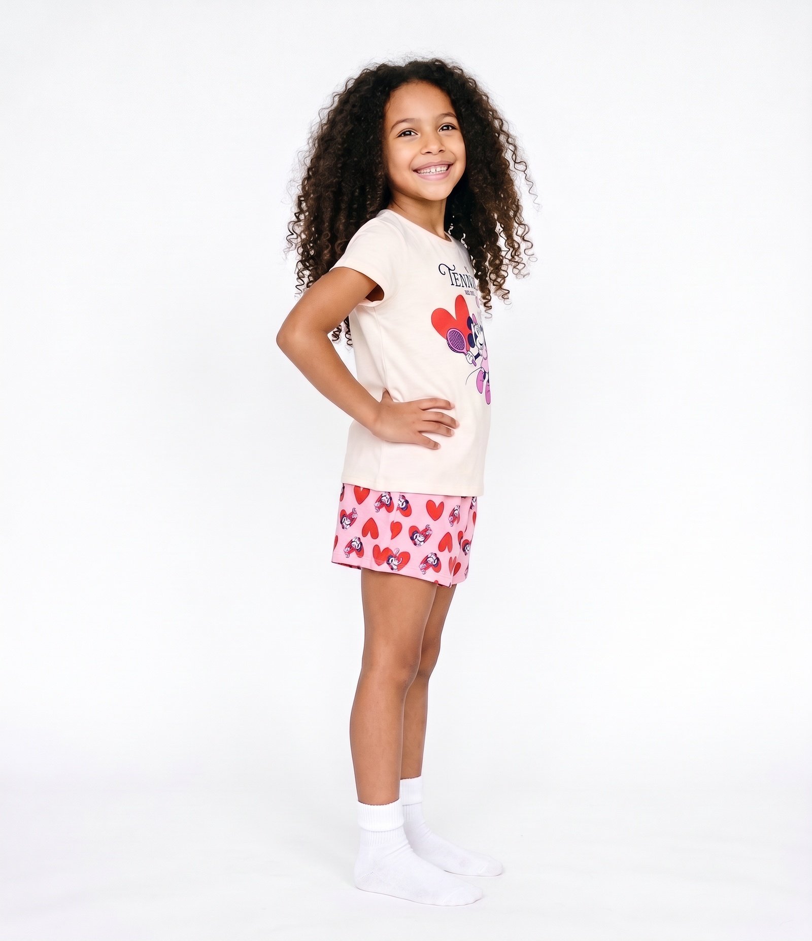Pijama Curto Infantil com Estampa de Corações e Minnie - Tam 5 a 14 anos Bege/Rosa/Vermelho 1