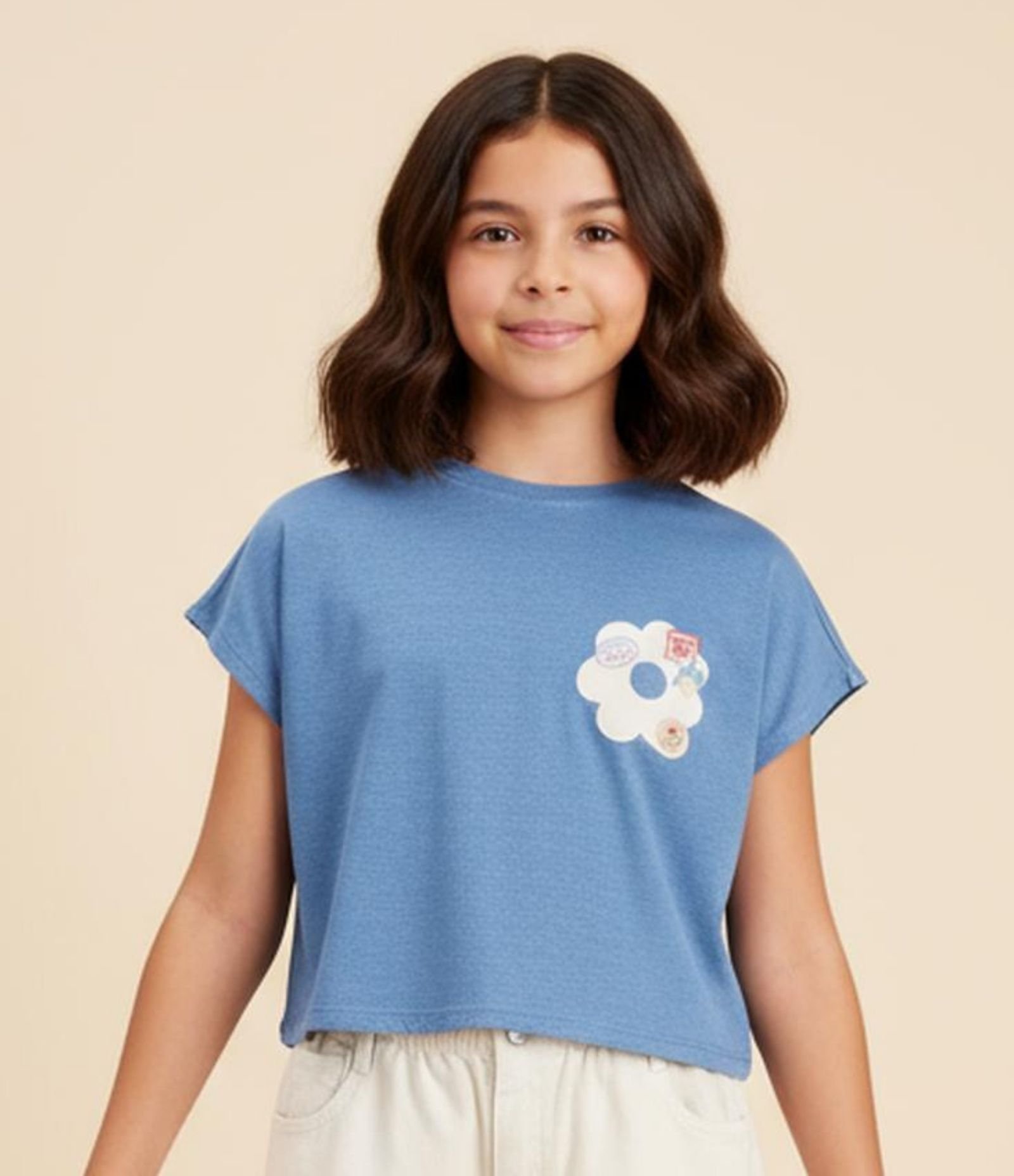Camiseta Infantil Lavada com Cava Deslocada e Selos - Tam 5 a 14 Anos Azul 1