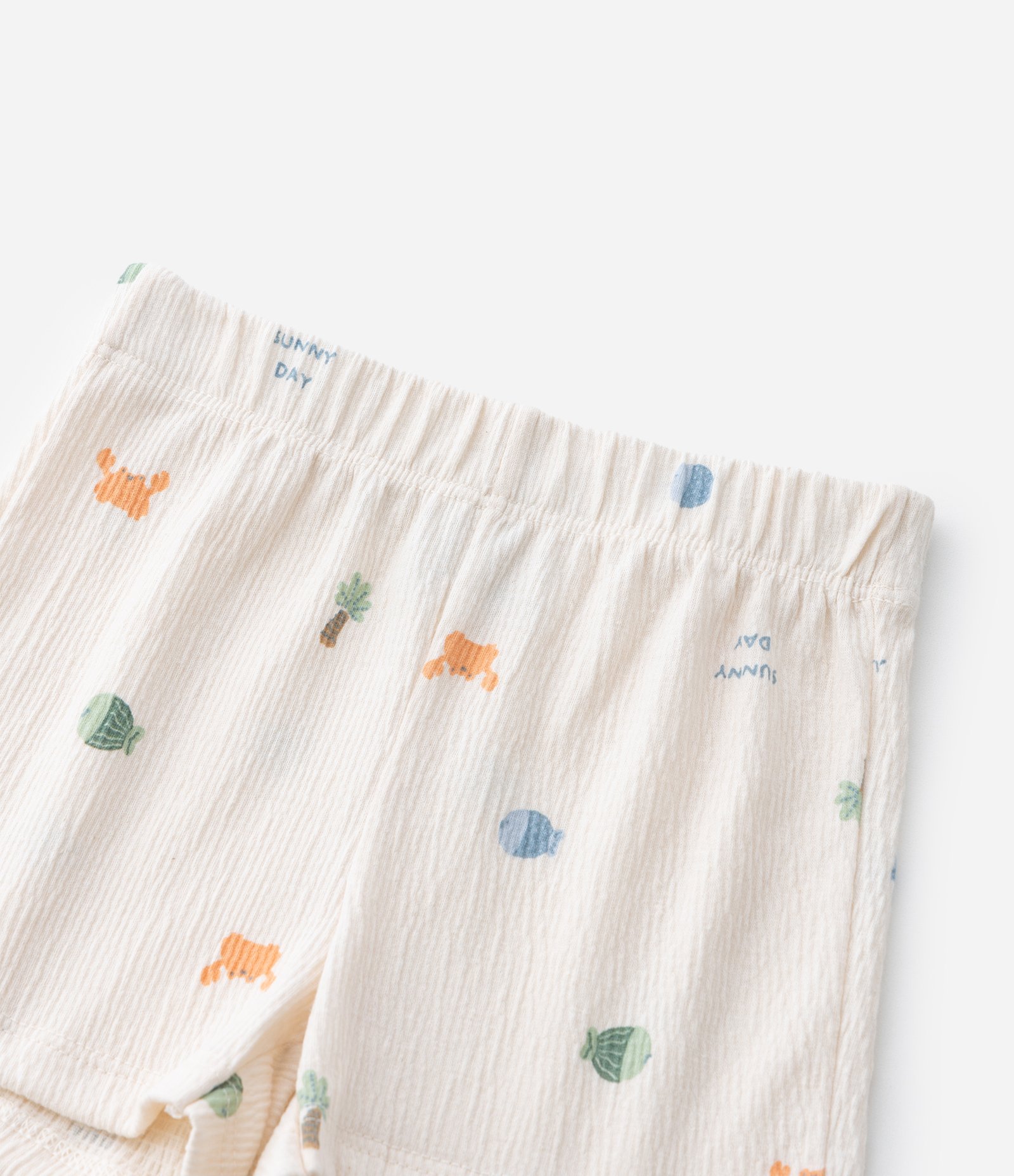 Conjunto Infantil em Anarruga com Estampa Fundo do Mar - Tam 0 a 18 Meses Bege 8