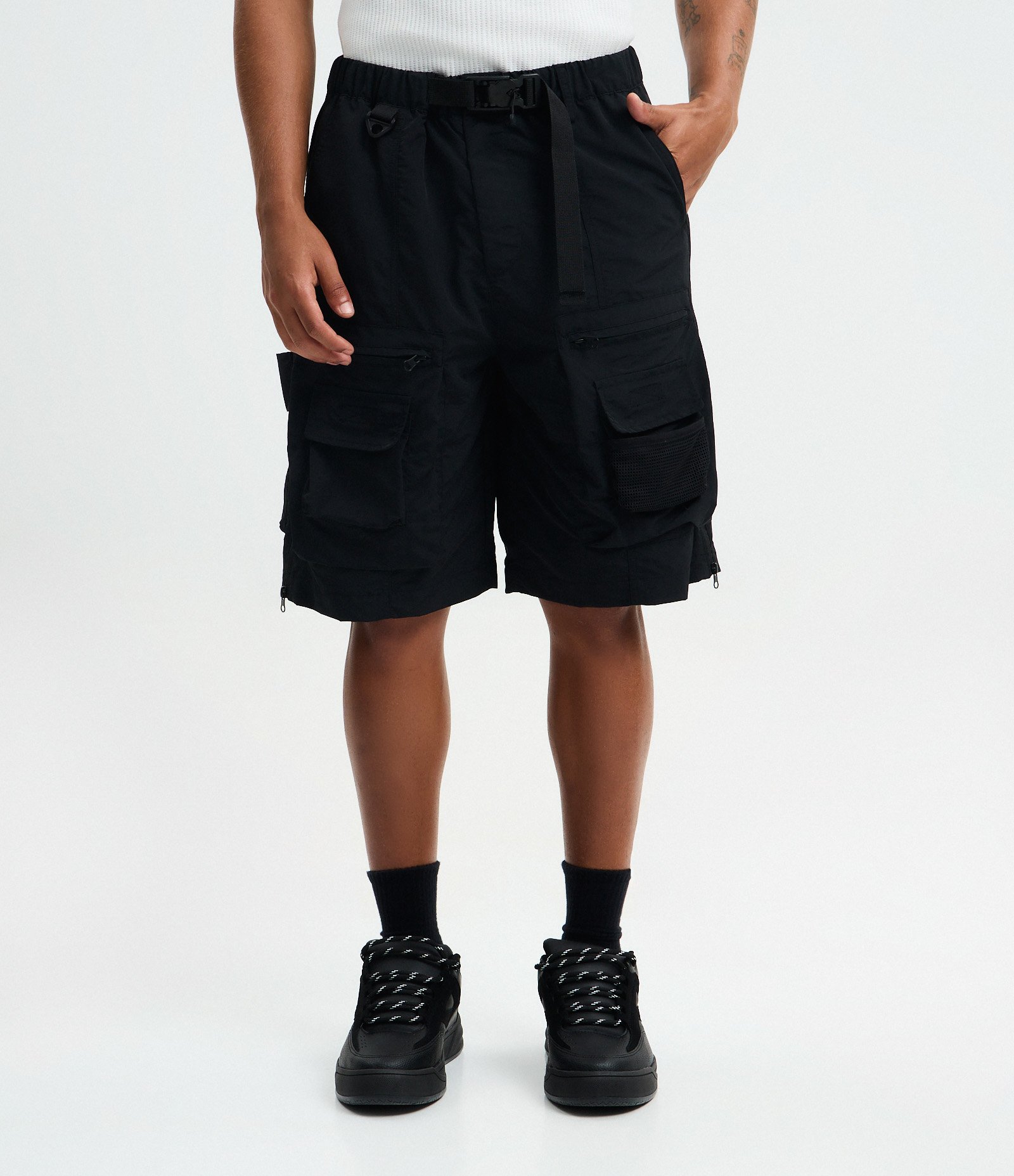 Bermuda Baggy Tática com Cinto e Buckle Magnético Preto 3