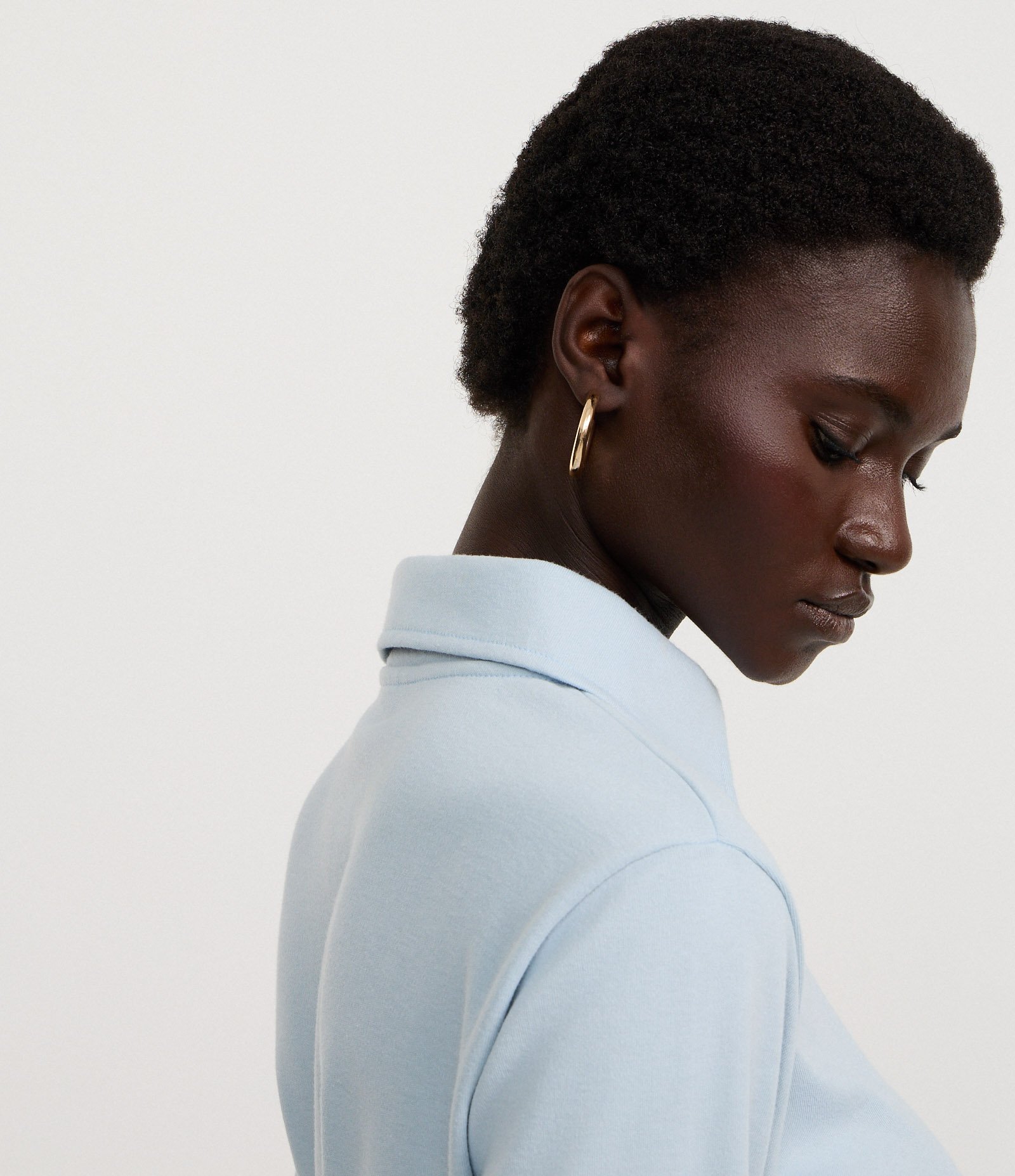 Blusa Polo em Interlock Azul Claro 3