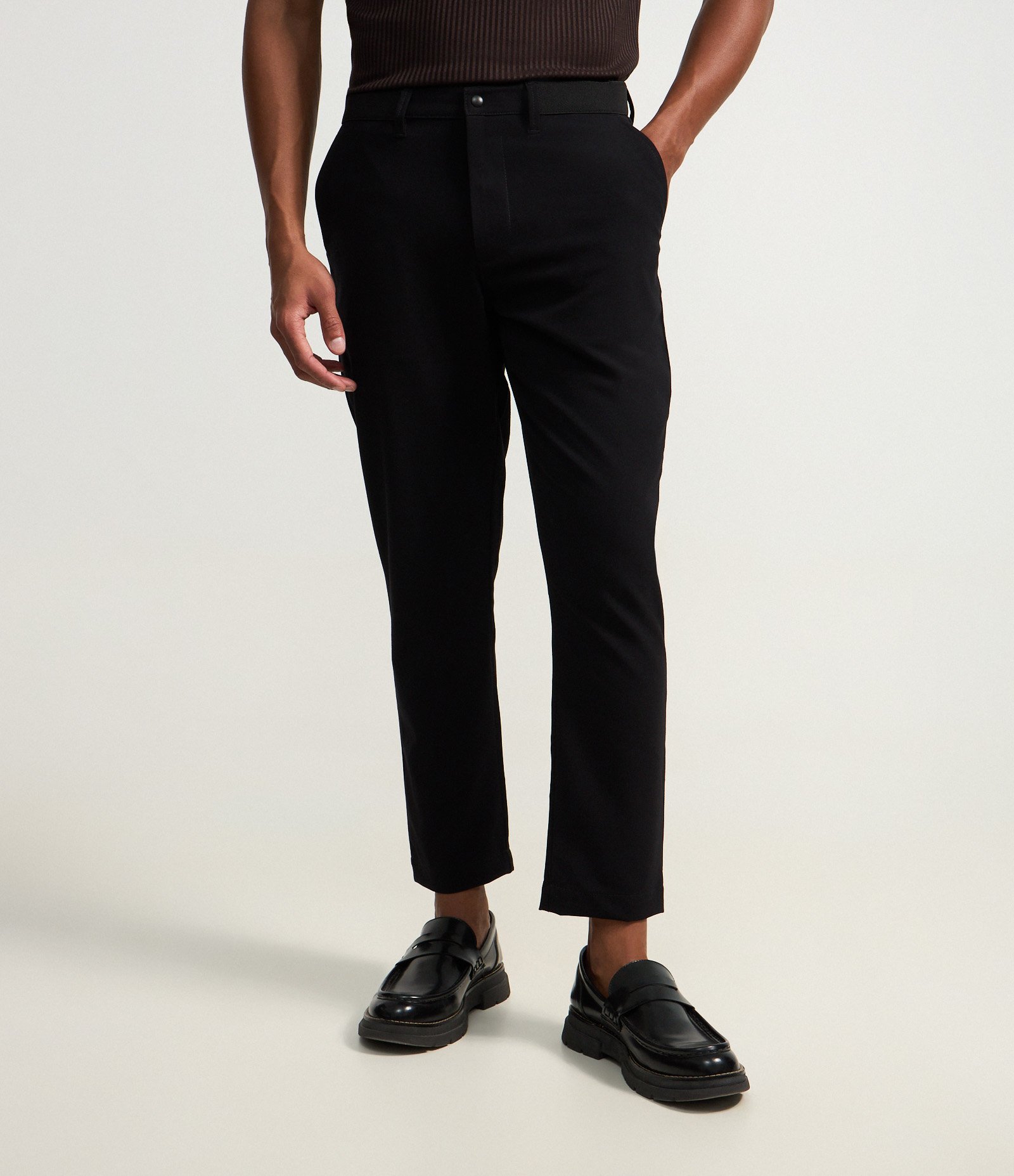 Calça Slim com Cós Elástico Alfaiatada Preto 2