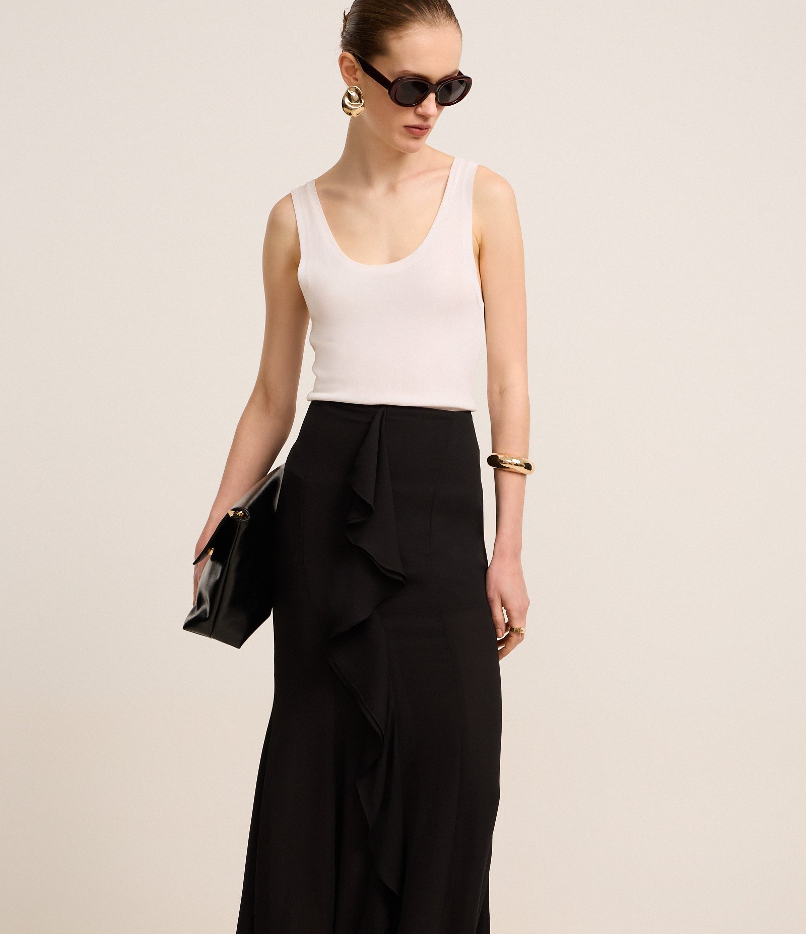 Saia Midi Long Midi com Detalhe de Tecido Preto 4