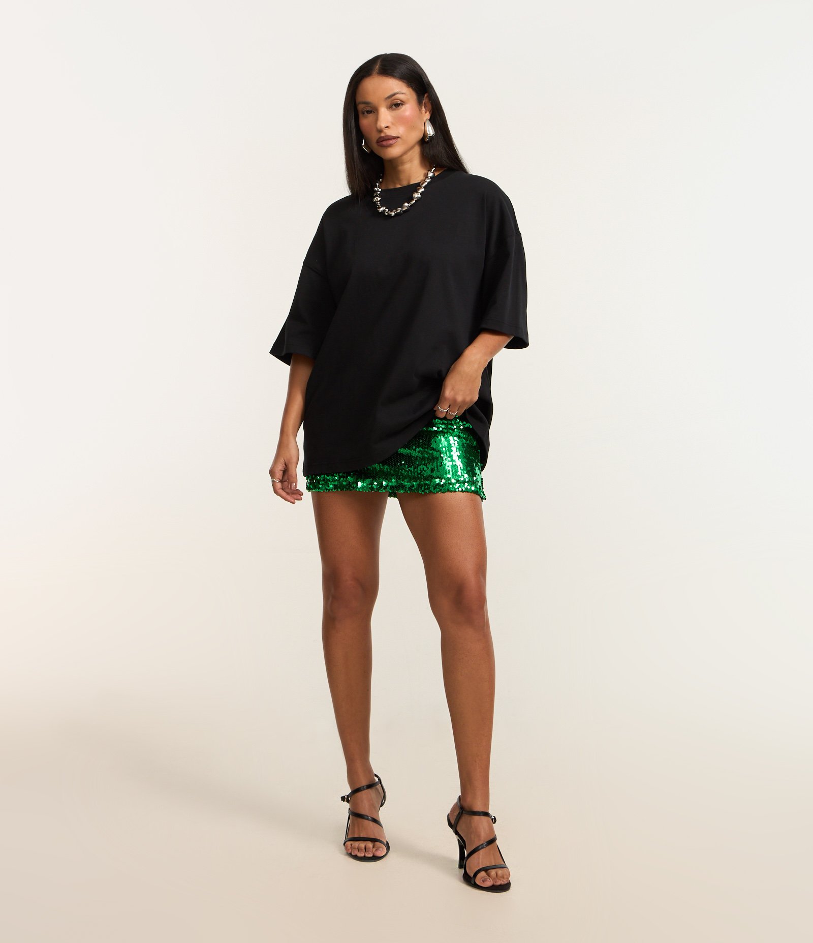 Saia Curta em Paetê Verde 1