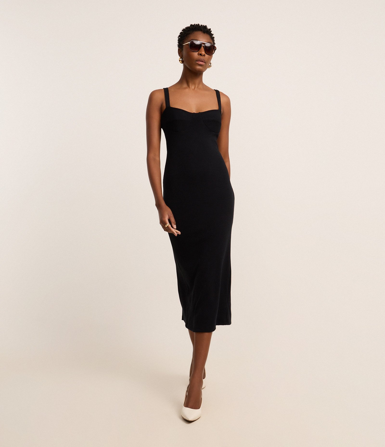 Vestido New Midi em Ribana com Recortes Preto 1