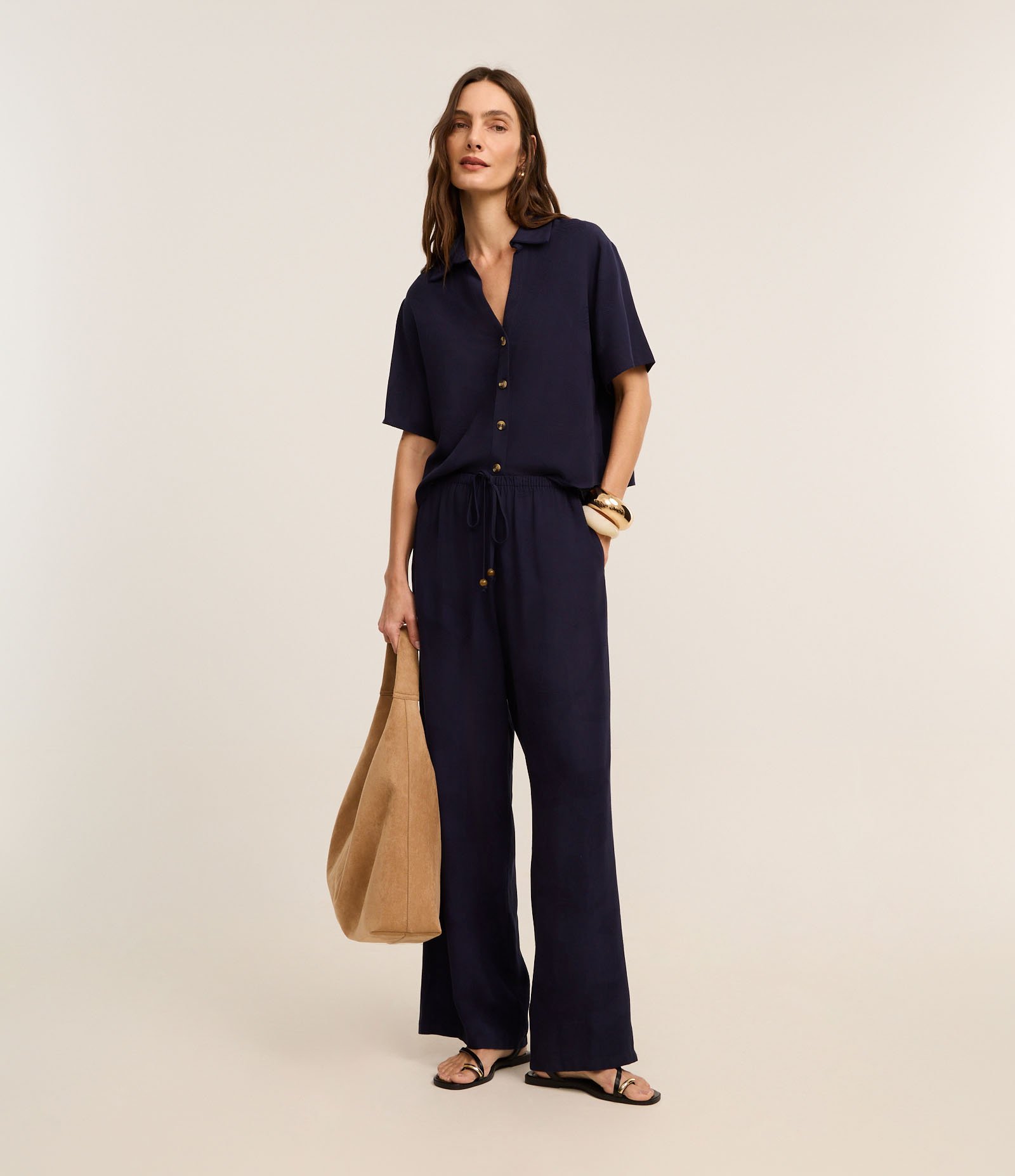 Camisa em Viscose com Textura Floral de Jacquard Azul Marinho 2