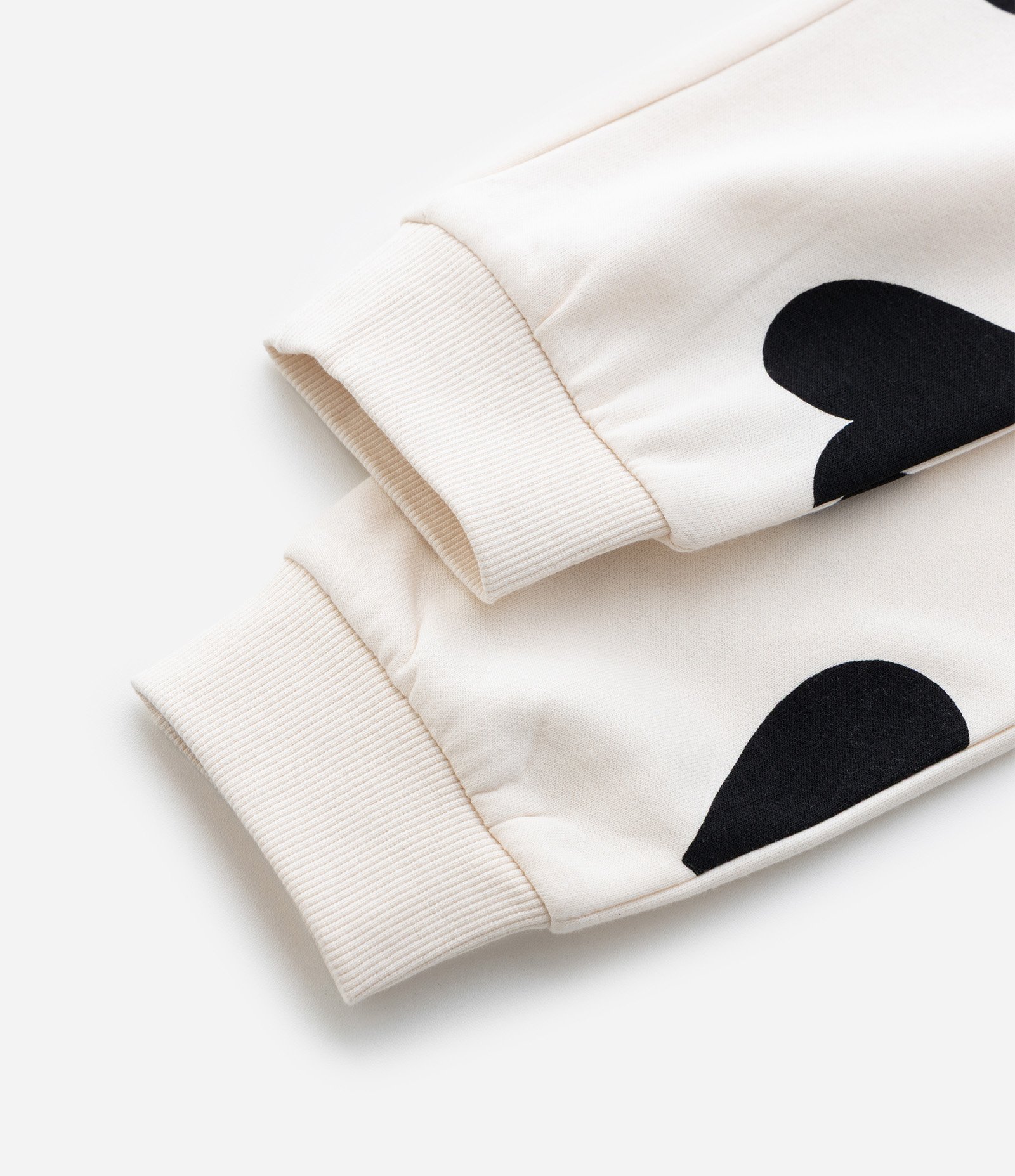 Calça Jogger Infantil Estampa de Corações- Tam 5 a 16 anos Bege 4