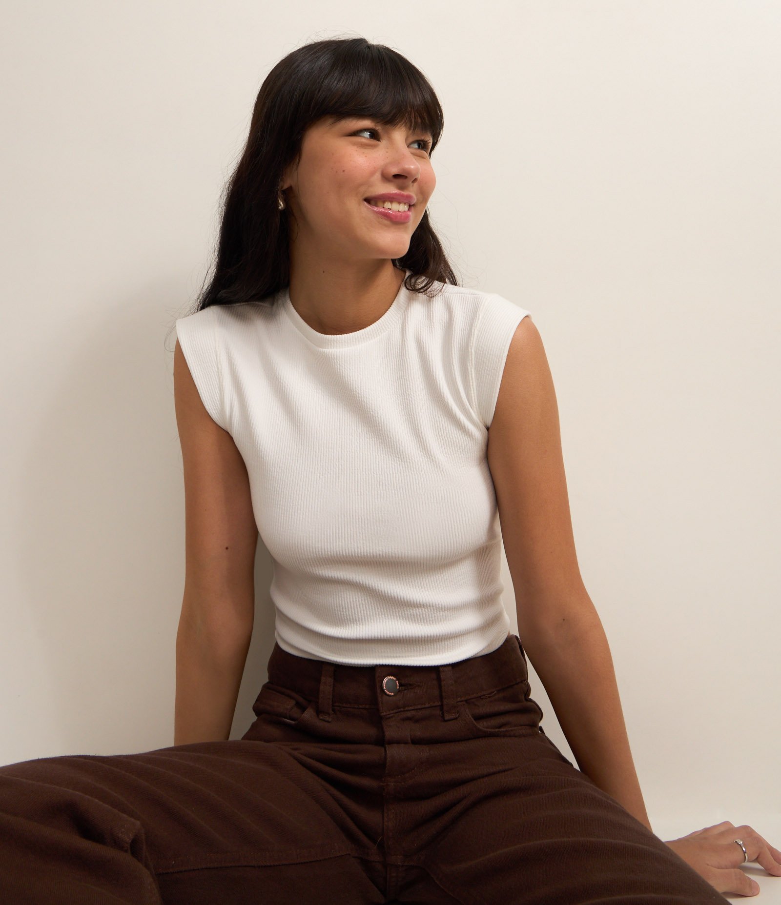 Blusa Canelada com Cava Diferenciada Branco 3