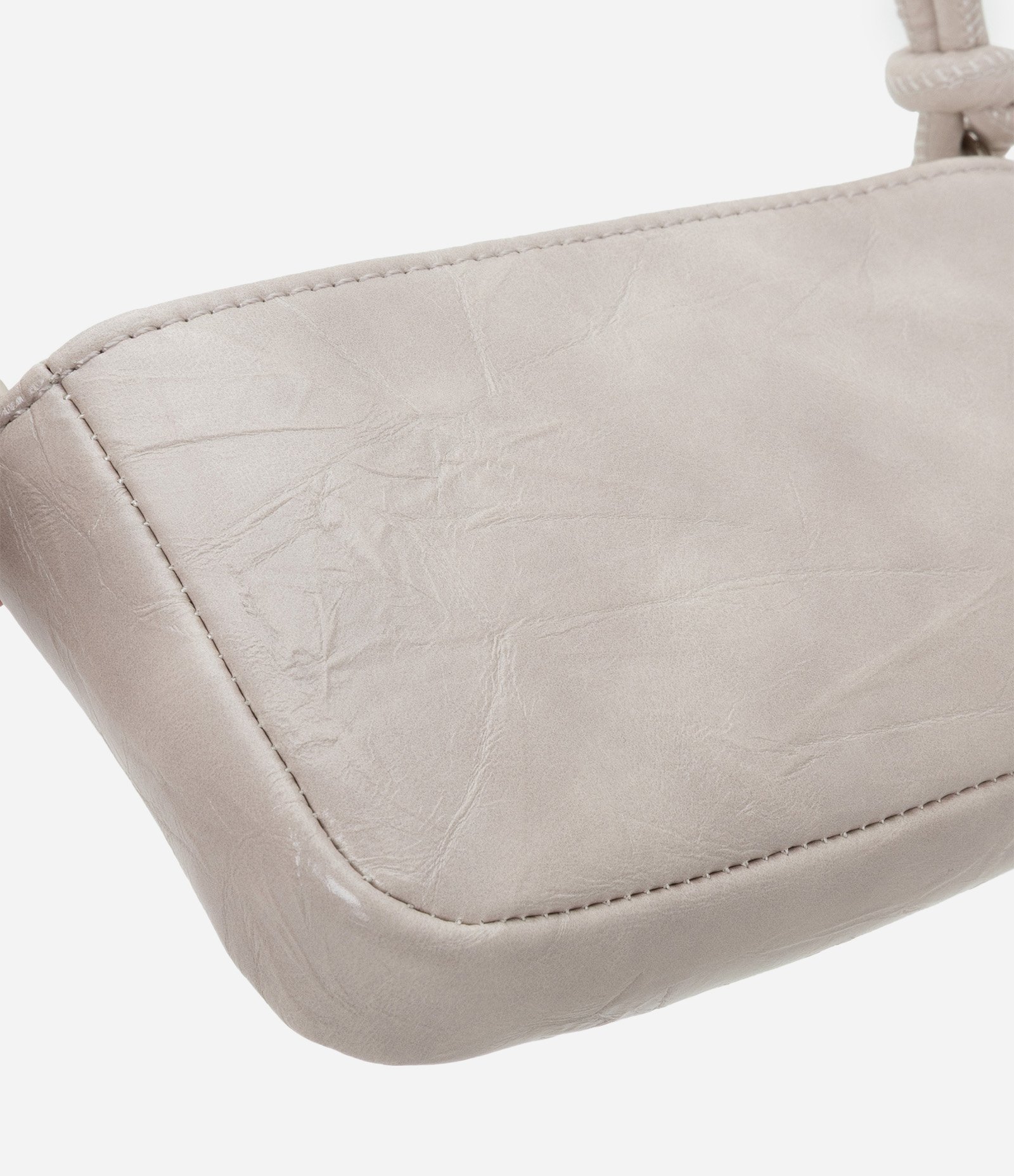 Bolsa Carteira Transversal Grande com Alça Tubular e Detalhes de Metal Cinza 5